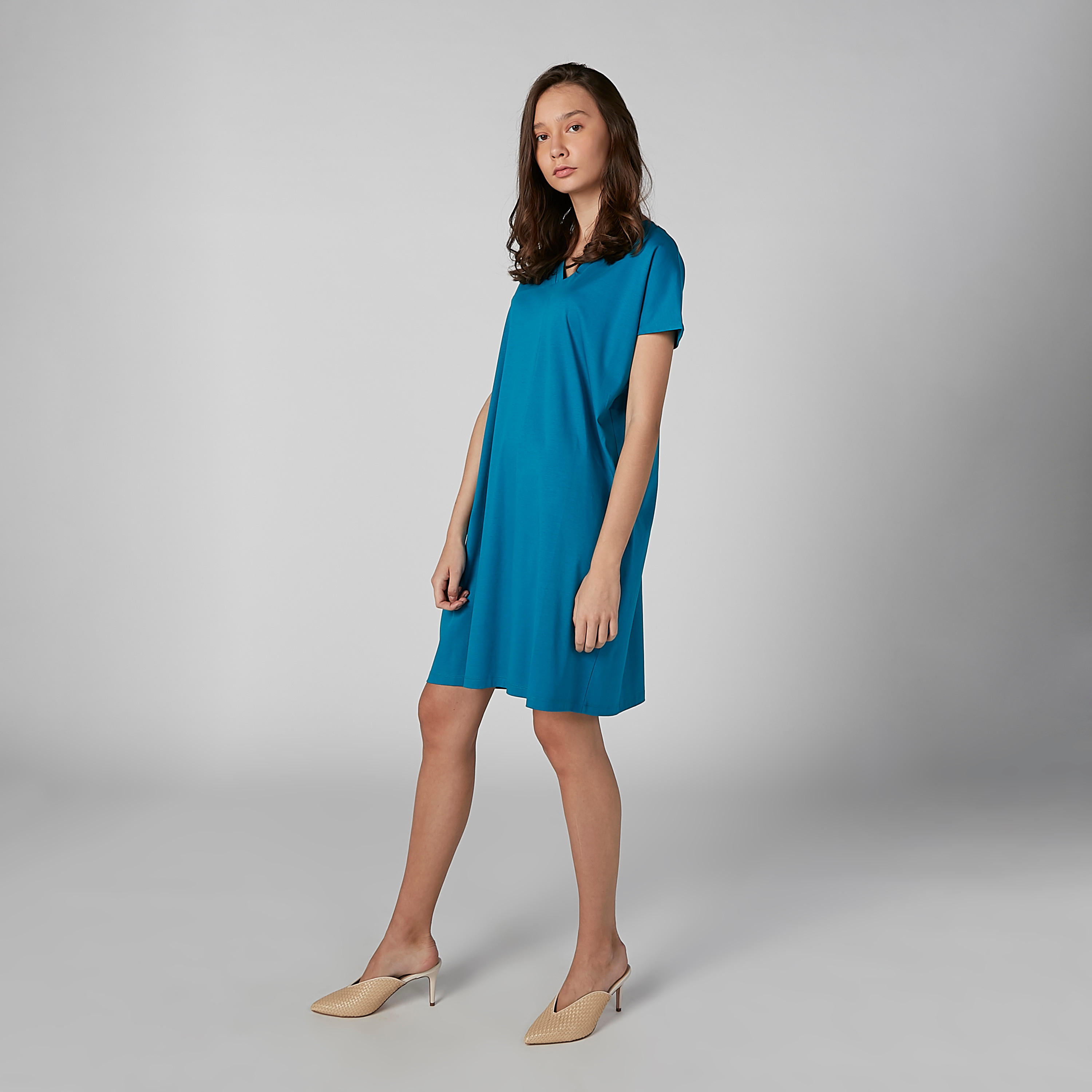 Plain Tunic with V-neck and Short Sleeves-women-clothing-shirtsandblouses-blouses-image-2
