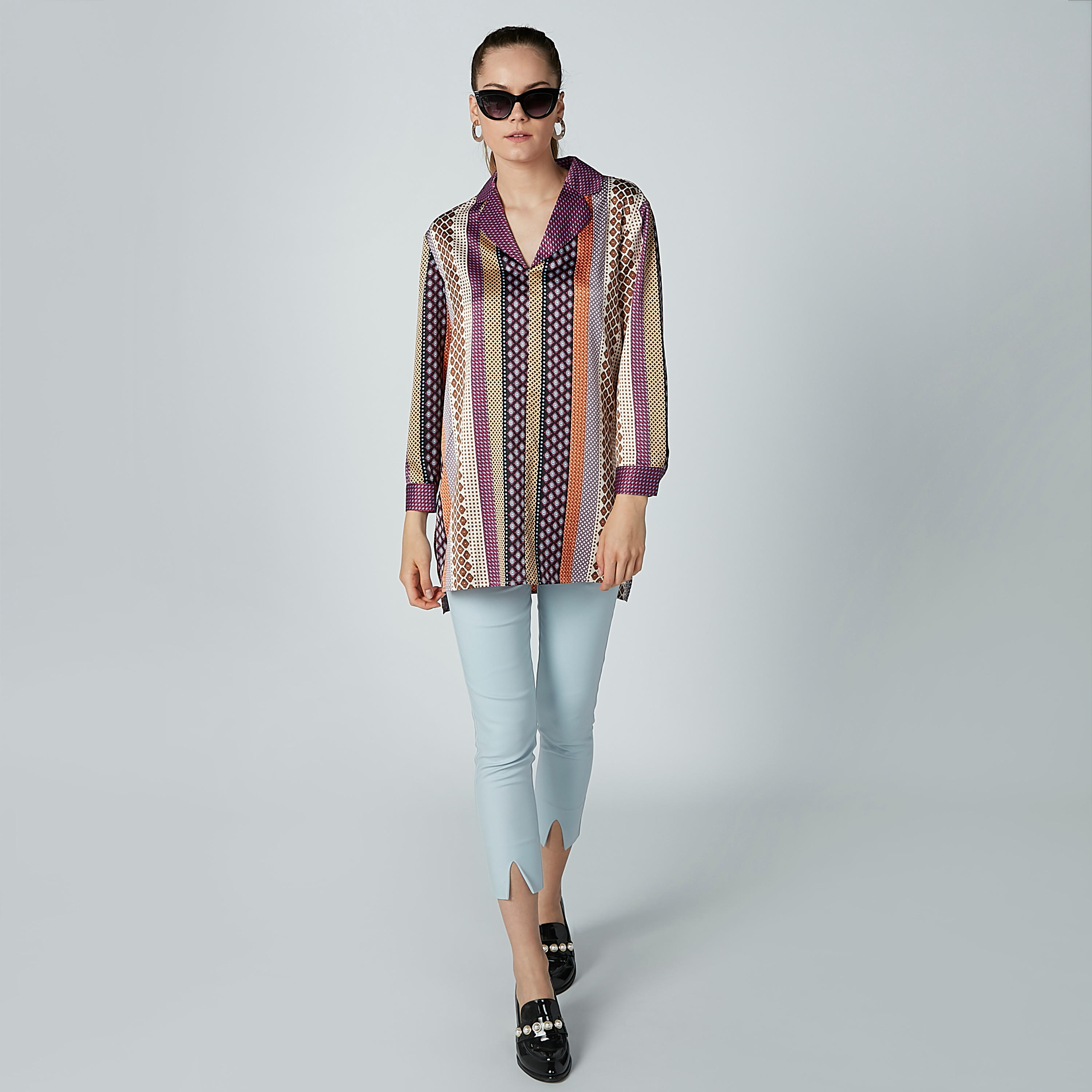 بلوزة بأكمام طويلة وحوّاف غير مستوية وطبعات-women-clothing-shirtsandblouses-blouses-image-2