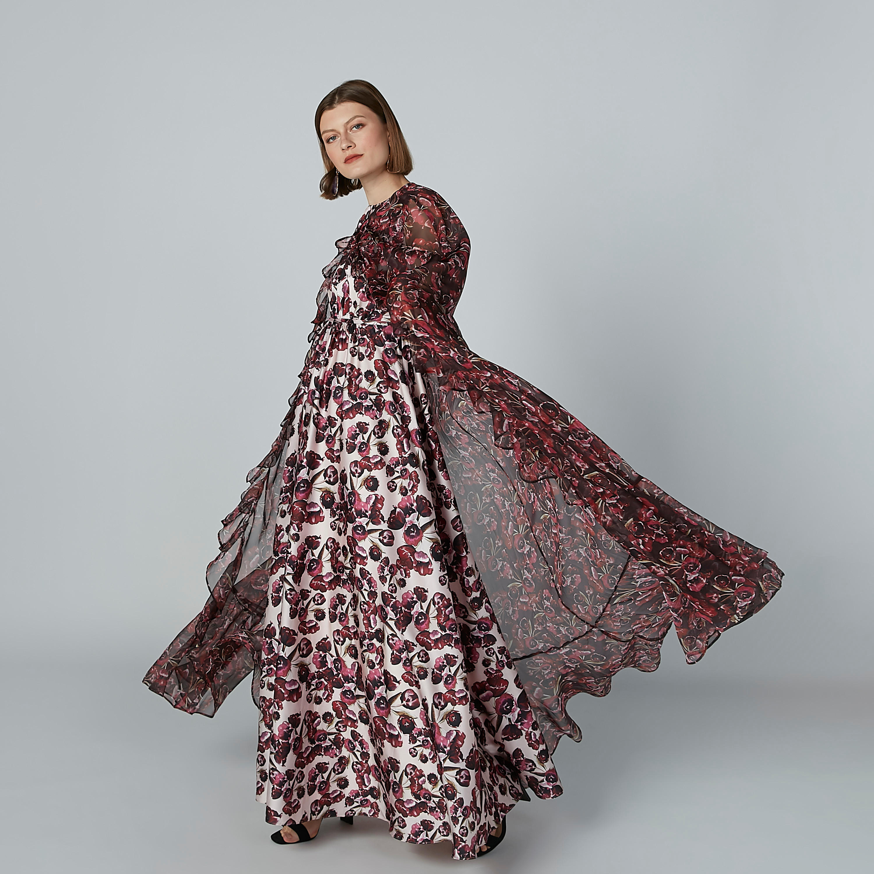 سترة كايب فضفاضة برباط وتفاصيل كشكش وطبعات-women-clothing-cardigansandjumpers-jumpers-image-3