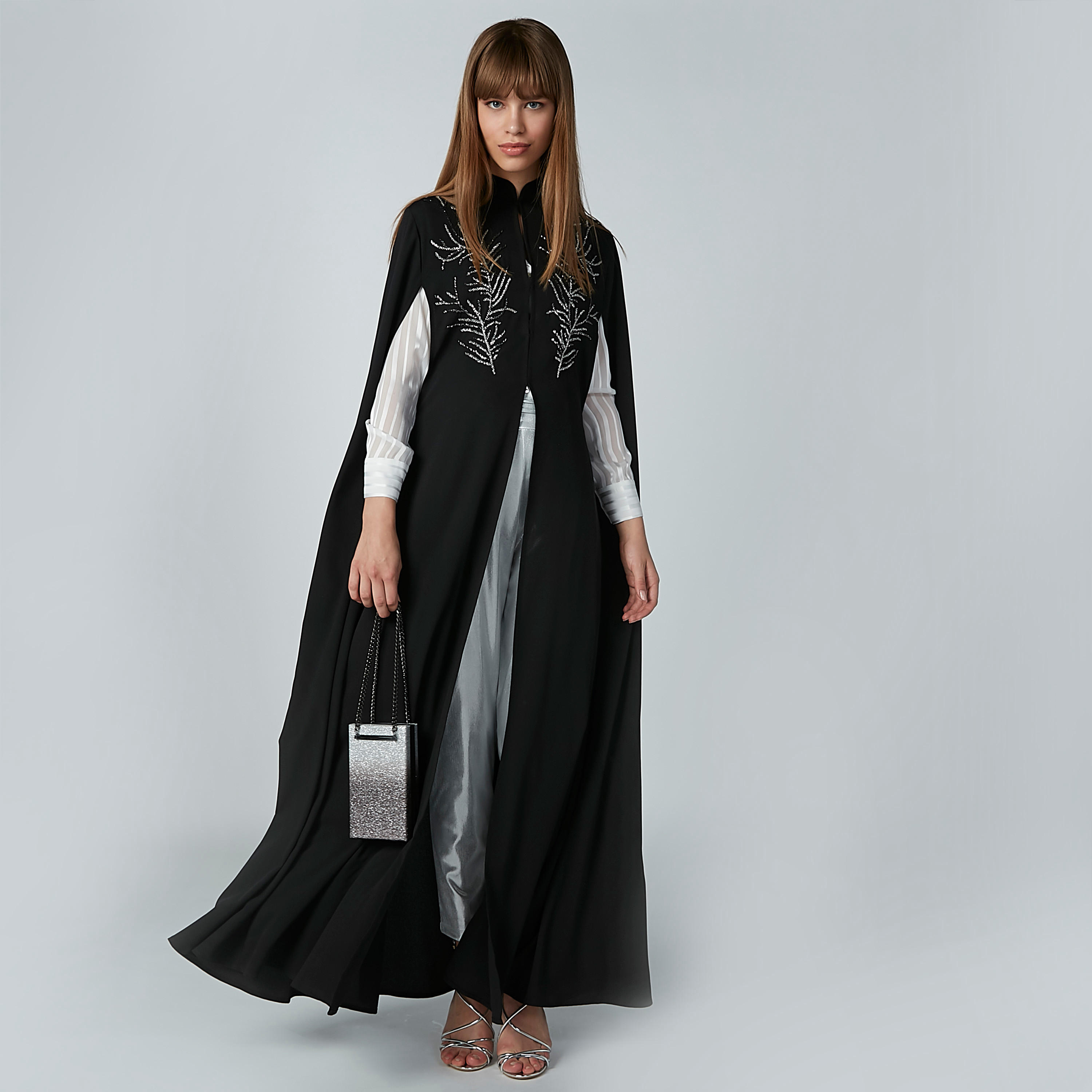 جاكيت طويل مزيّن بفتحة أمامية-women-winterwear-coatsandjackets-jackets-image-1