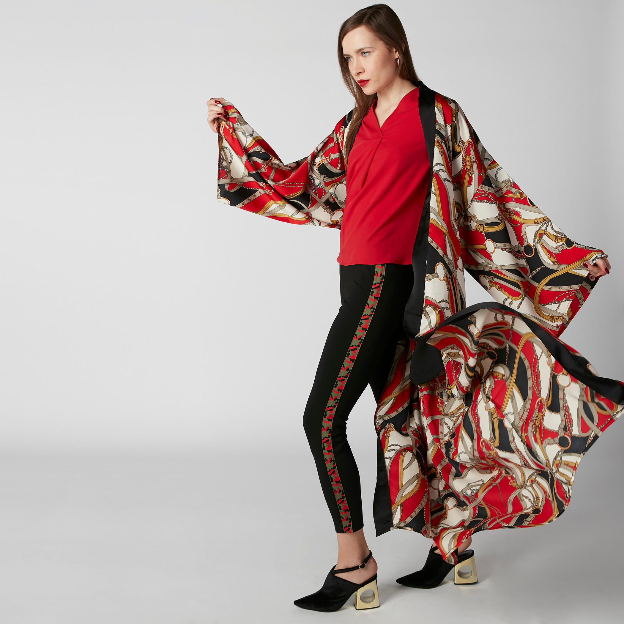 سترة طويلة بأكمام طويلة وطبعات-women-winterwear-cardigansandjumpers-cardigans-image-5