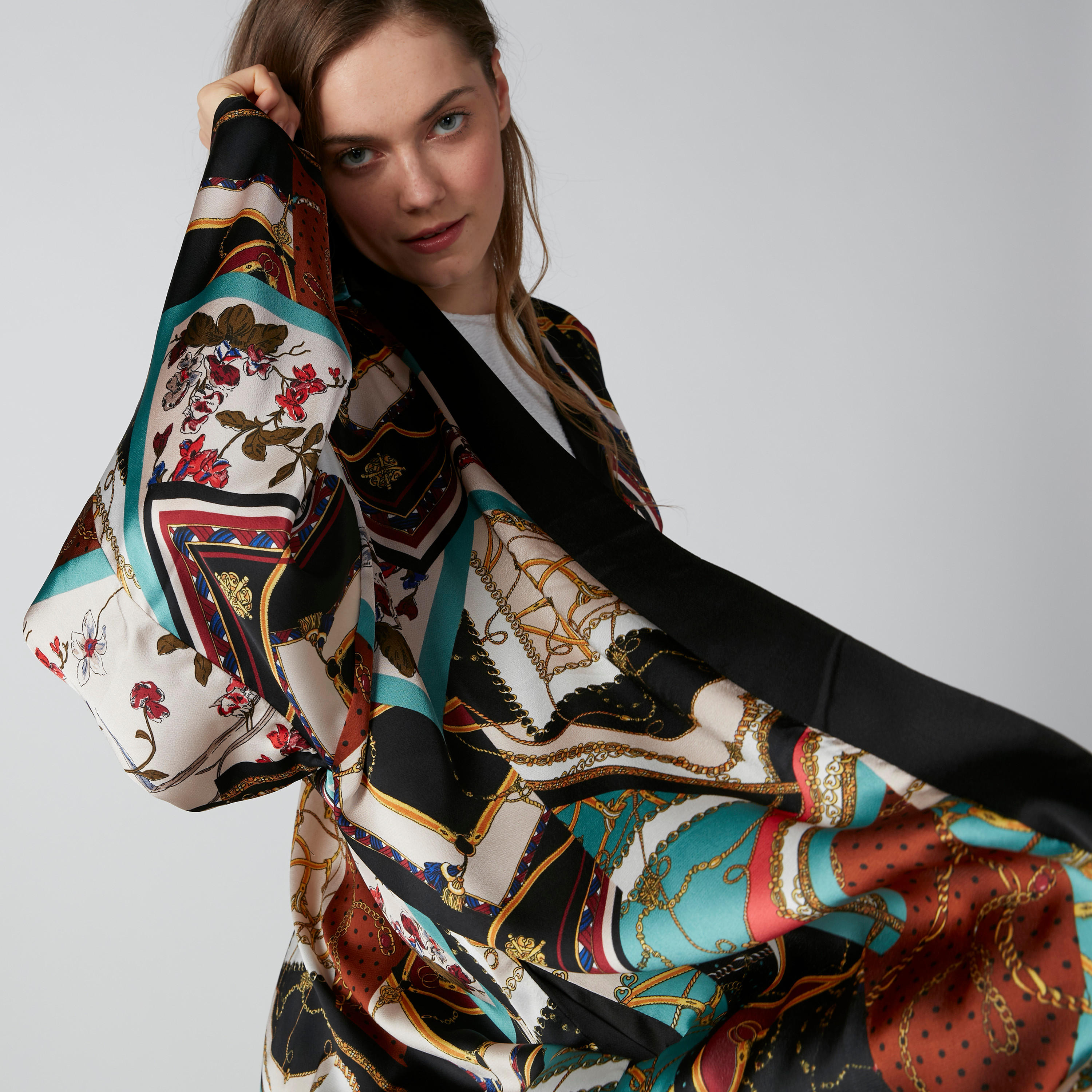 سترة طويلة مفتوحة من الأمام بأكمام طويلة وطبعات-women-winterwear-cardigansandjumpers-cardigans-image-1