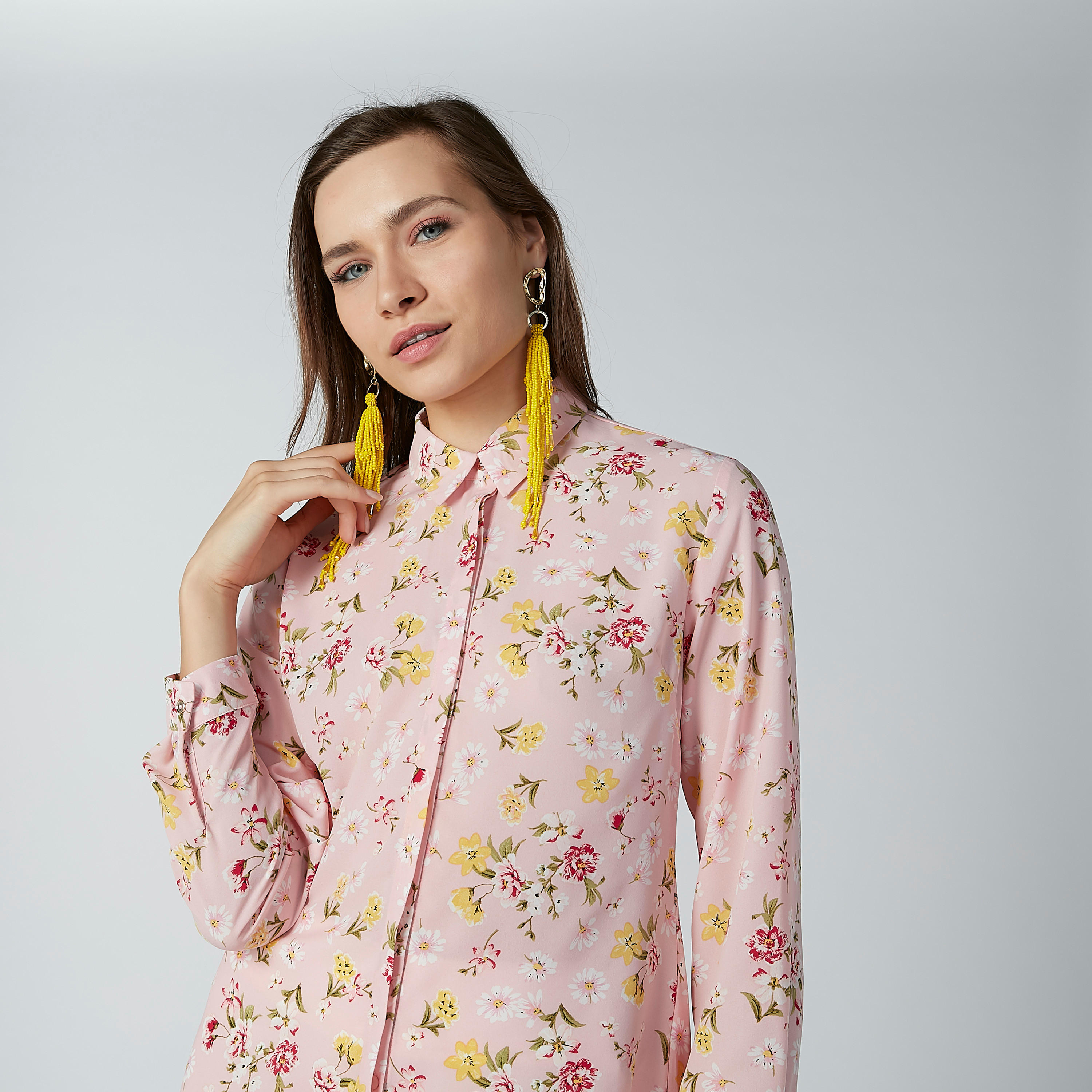 قميص بأكمام طويلة وأزرار مخفيّة وطبعات-women-clothing-shirtsandblouses-shirts-image-4
