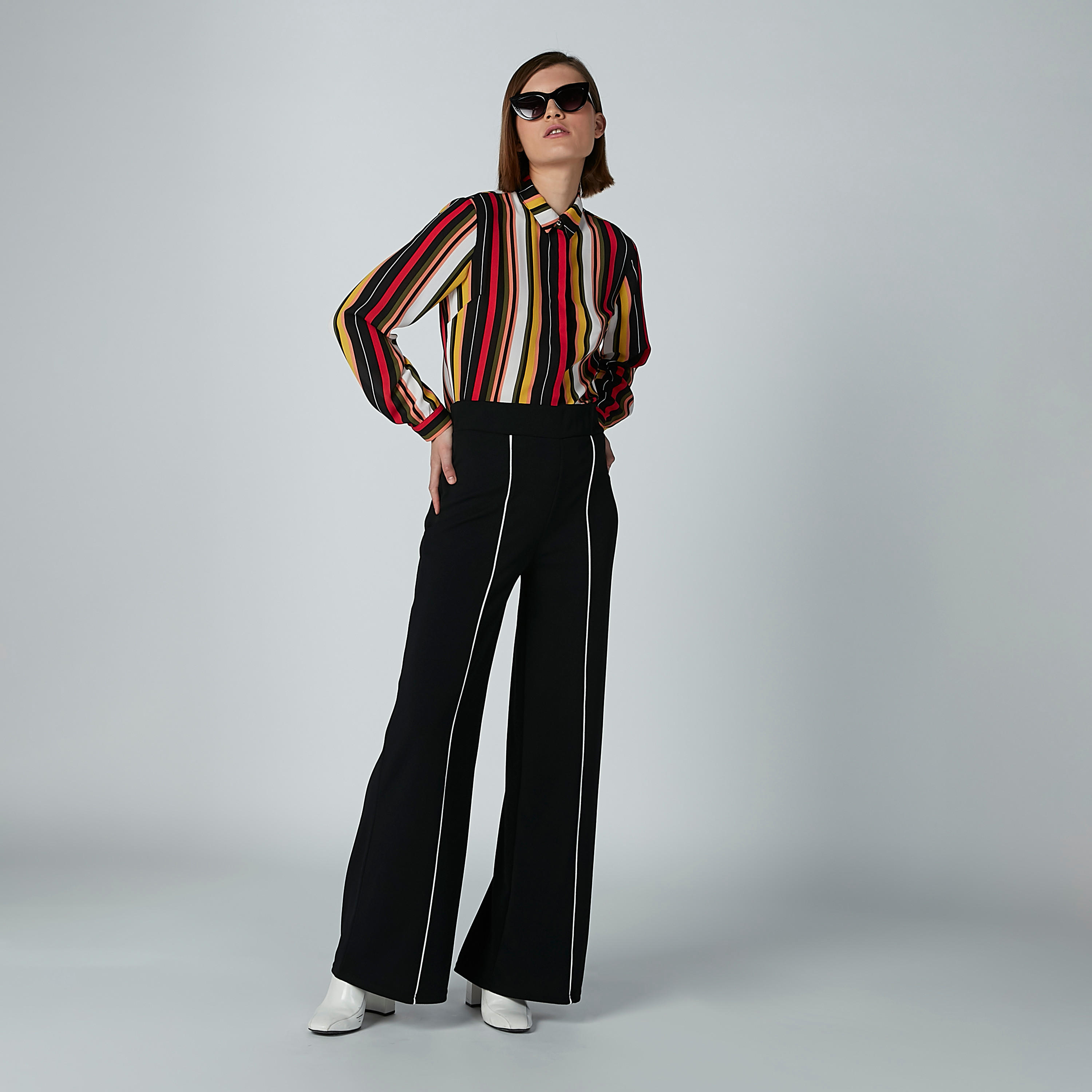 قميص مقلّم بياقة واسعة وأكمام طويلة-women-clothing-shirtsandblouses-shirts-image-3