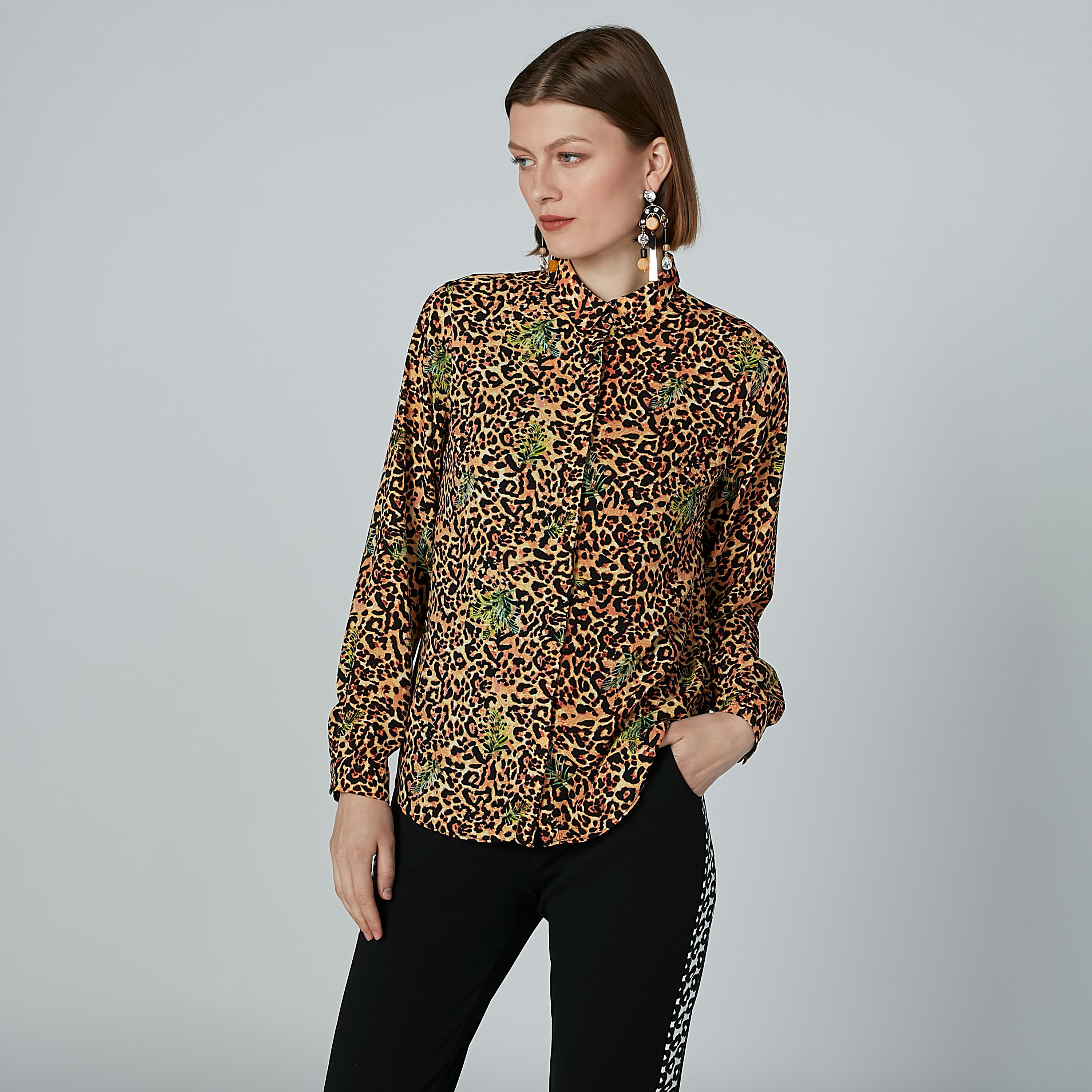 Printed Shirt with Spread Collar and Long Sleeves-women-clothing-shirtsandblouses-blouses-image-2