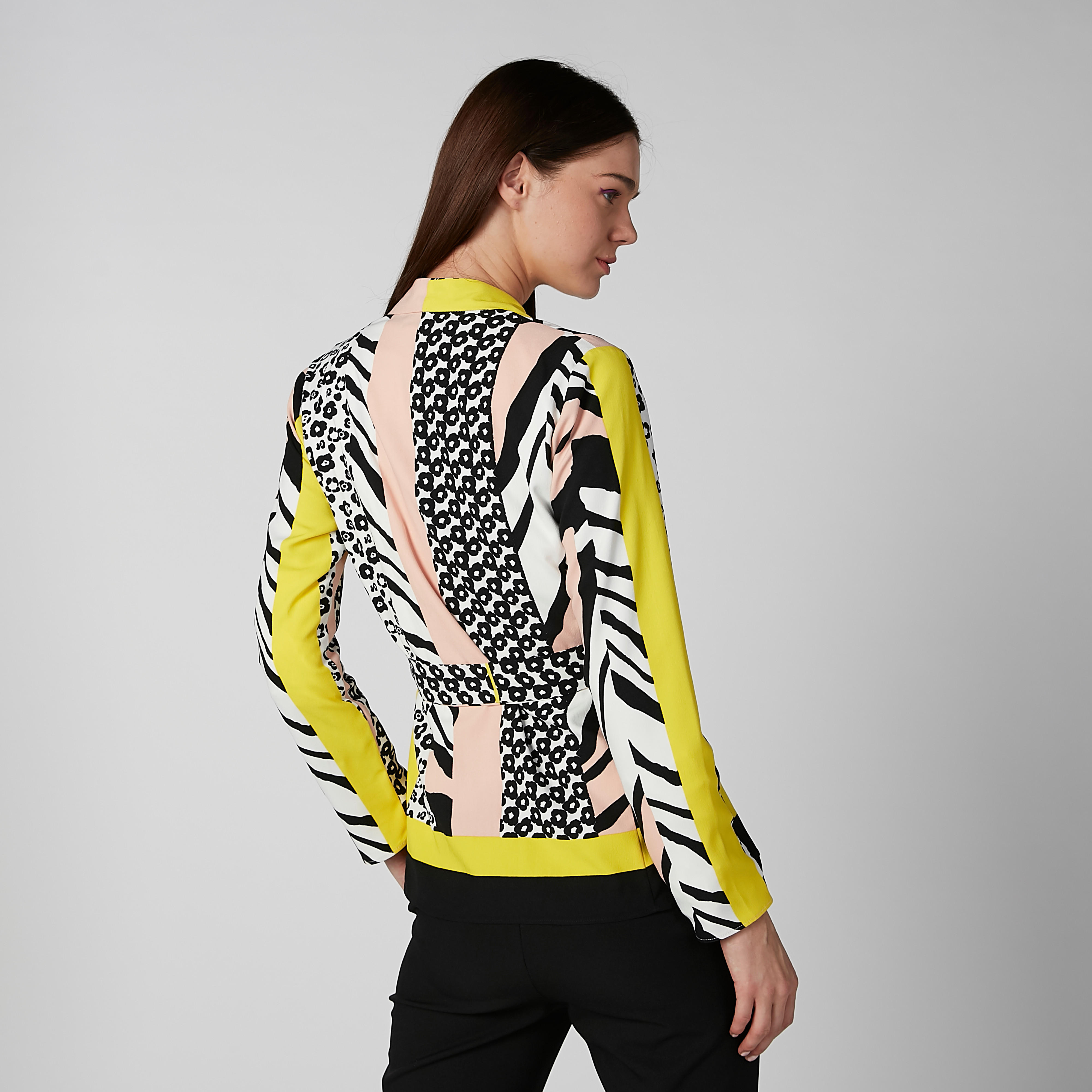 جاكيت بأكمام طويلة وأربطة وطبعات-women-winterwear-coatsandjackets-jackets-image-4