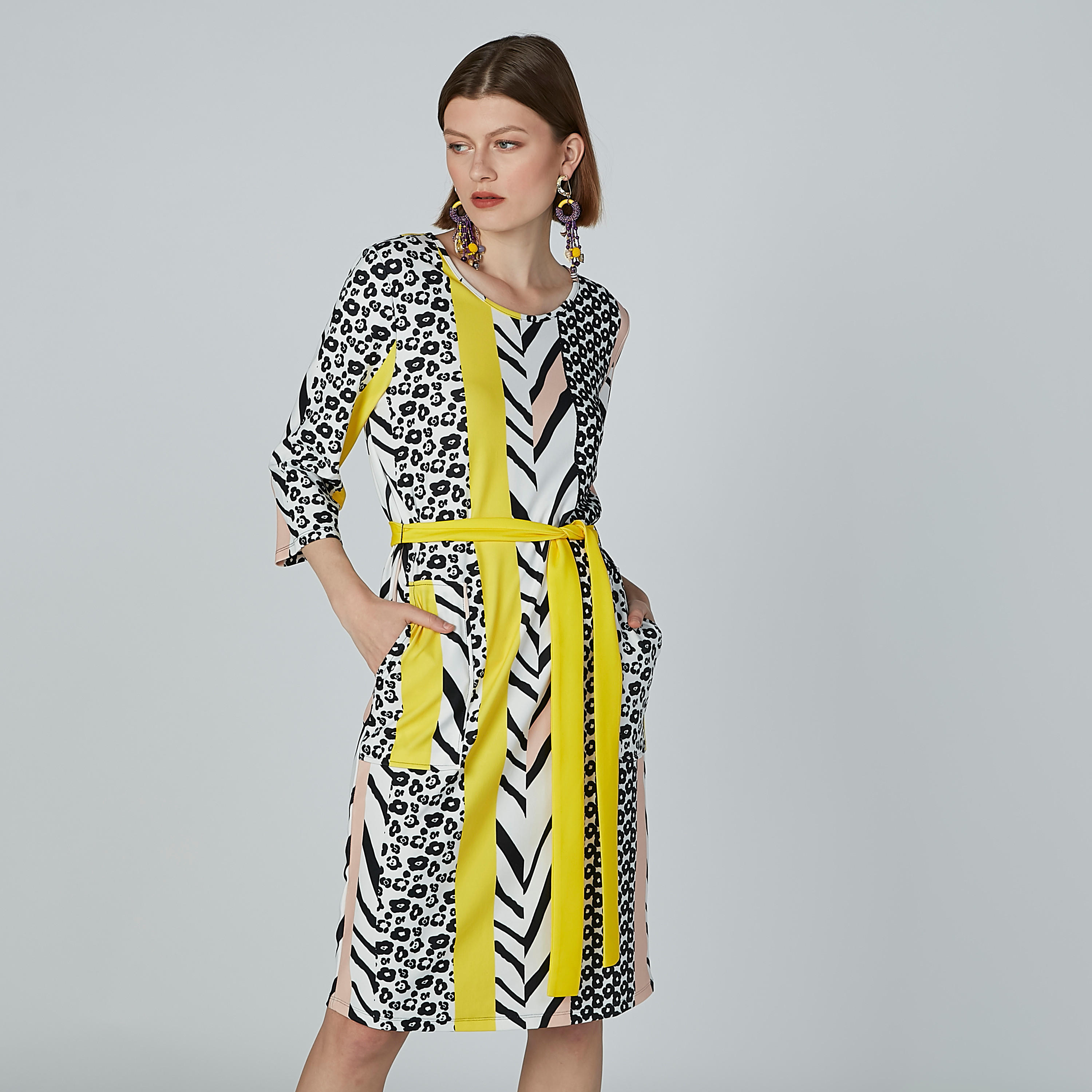فستان إيه لاين متوسط الطول بأربطة وجيوب وطبعات-women-clothing-dresses-image-1