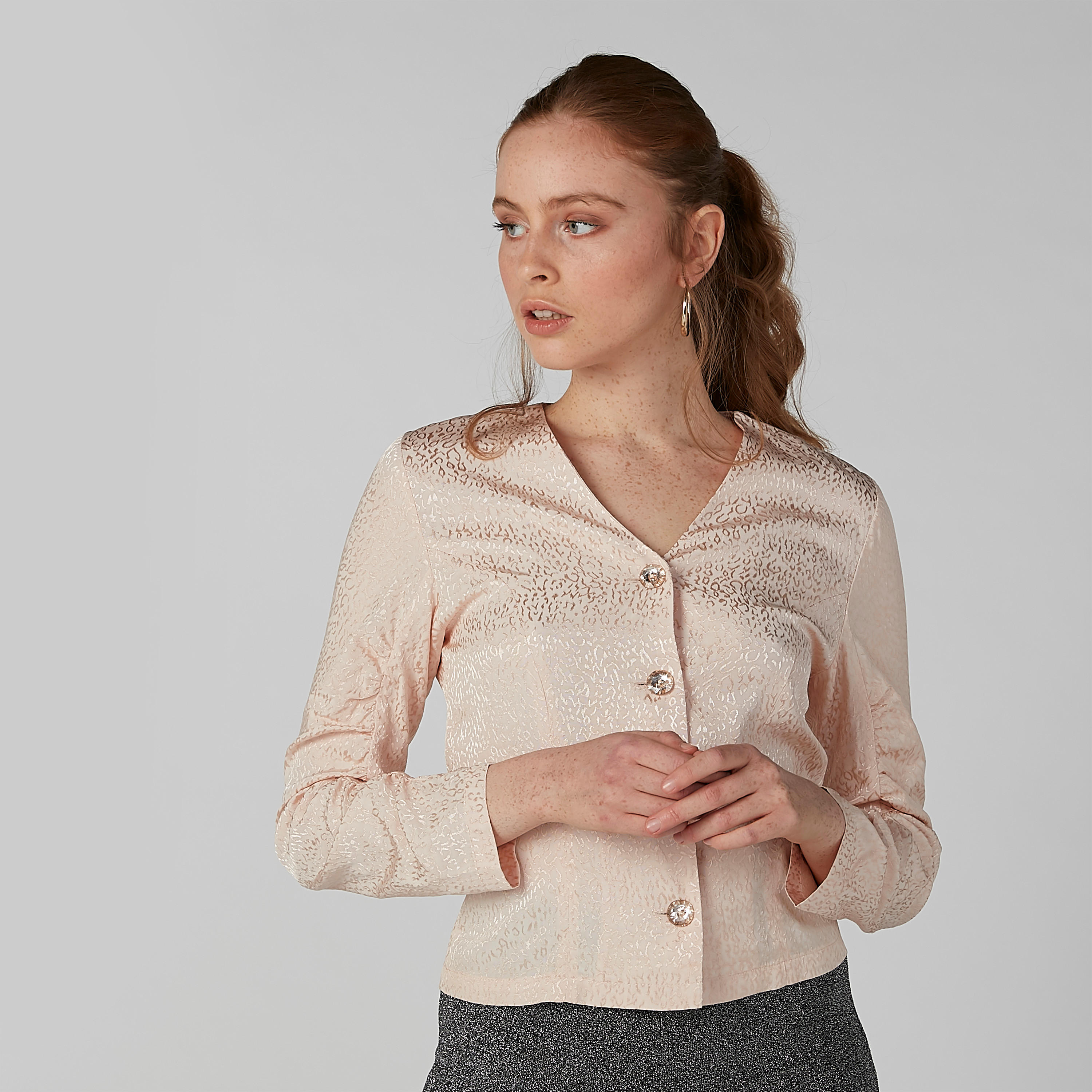 قميص بياقة V وأكمام طويلة وأزرار وطبعات-women-clothing-shirtsandblouses-shirts-image-3