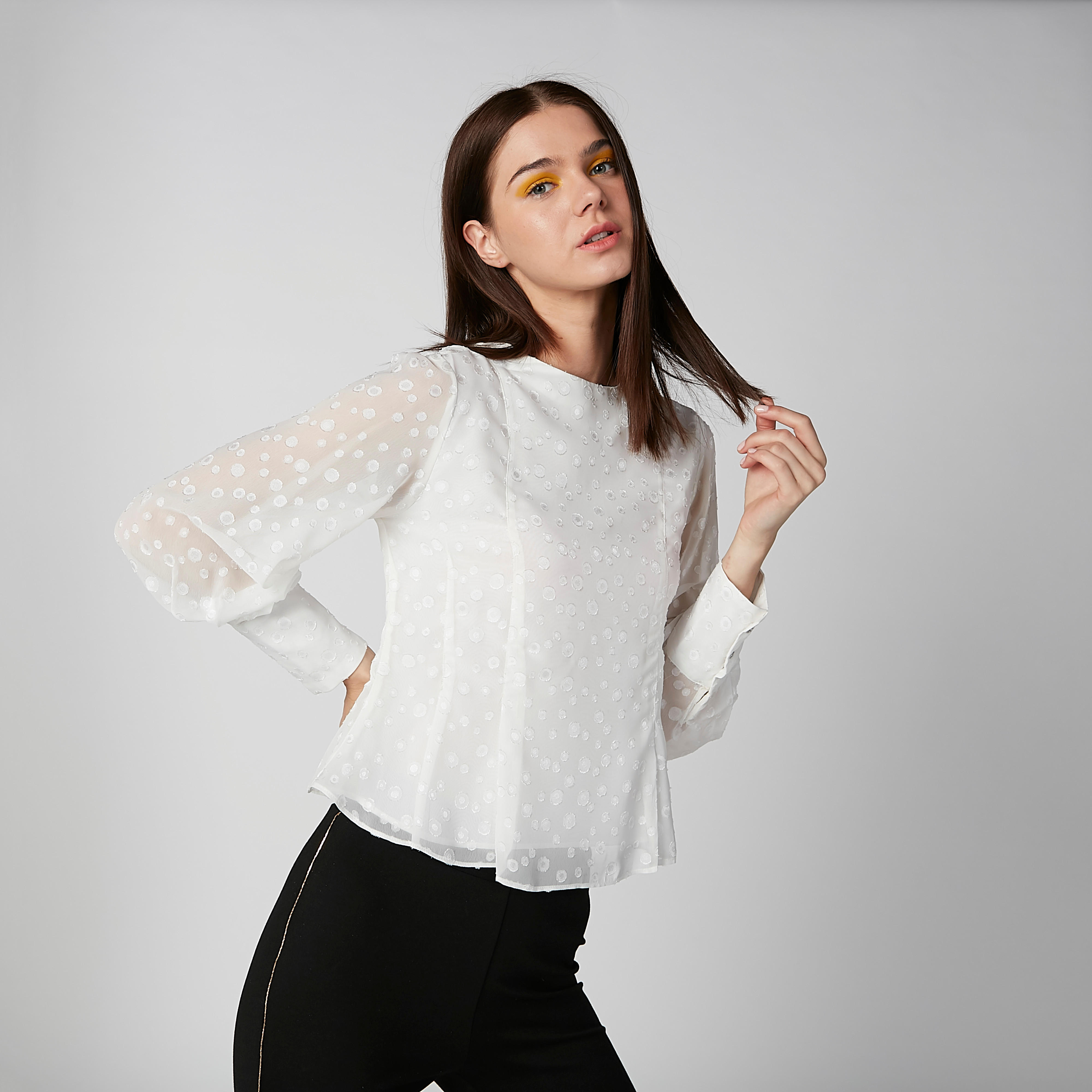 بلوزة بارزة الملمس بياقة مستديرة وأكمام طويلة-women-clothing-shirtsandblouses-blouses-image-3