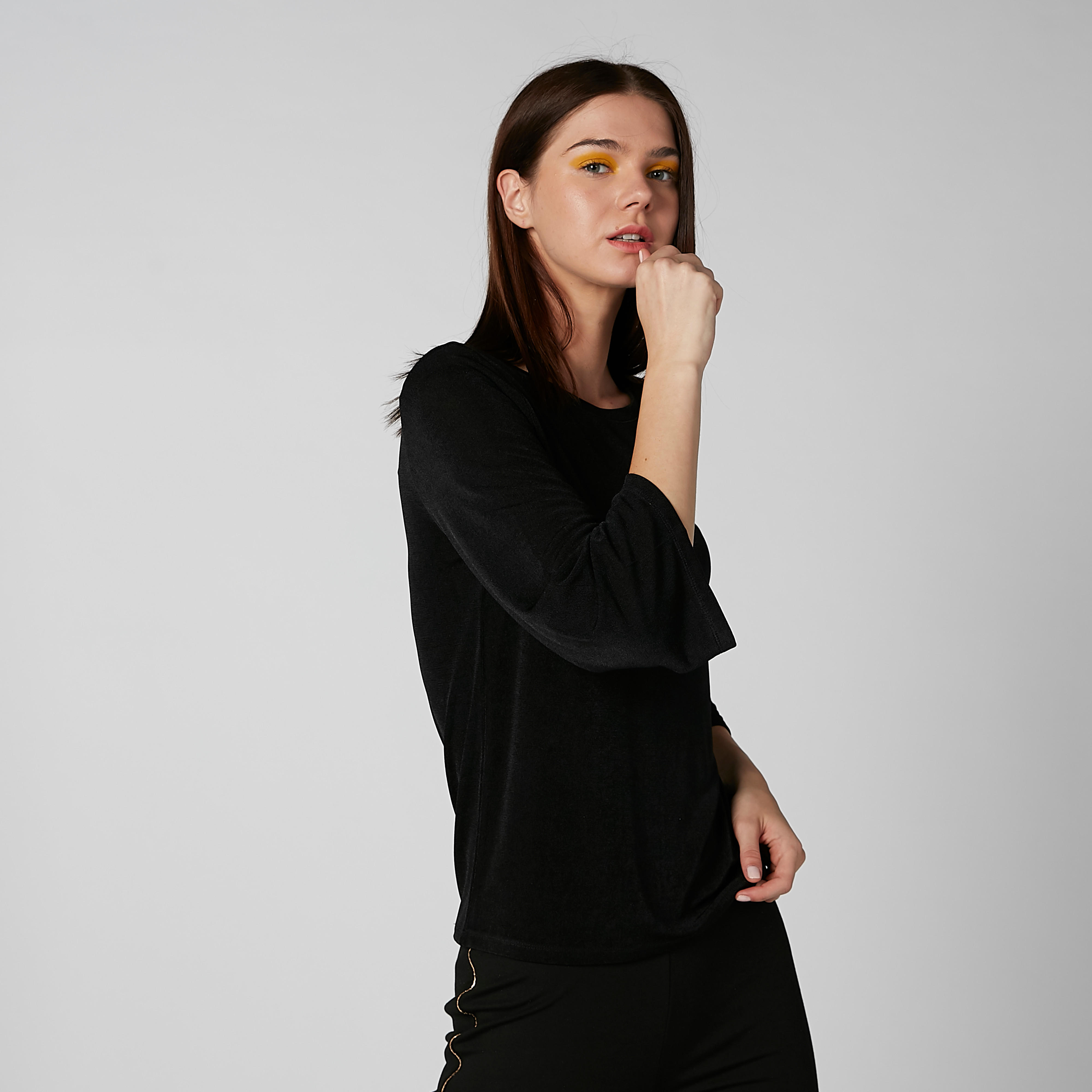 بلوزة سادة بياقة مستديرة وأكمام 3/4-women-clothing-shirtsandblouses-blouses-image-1