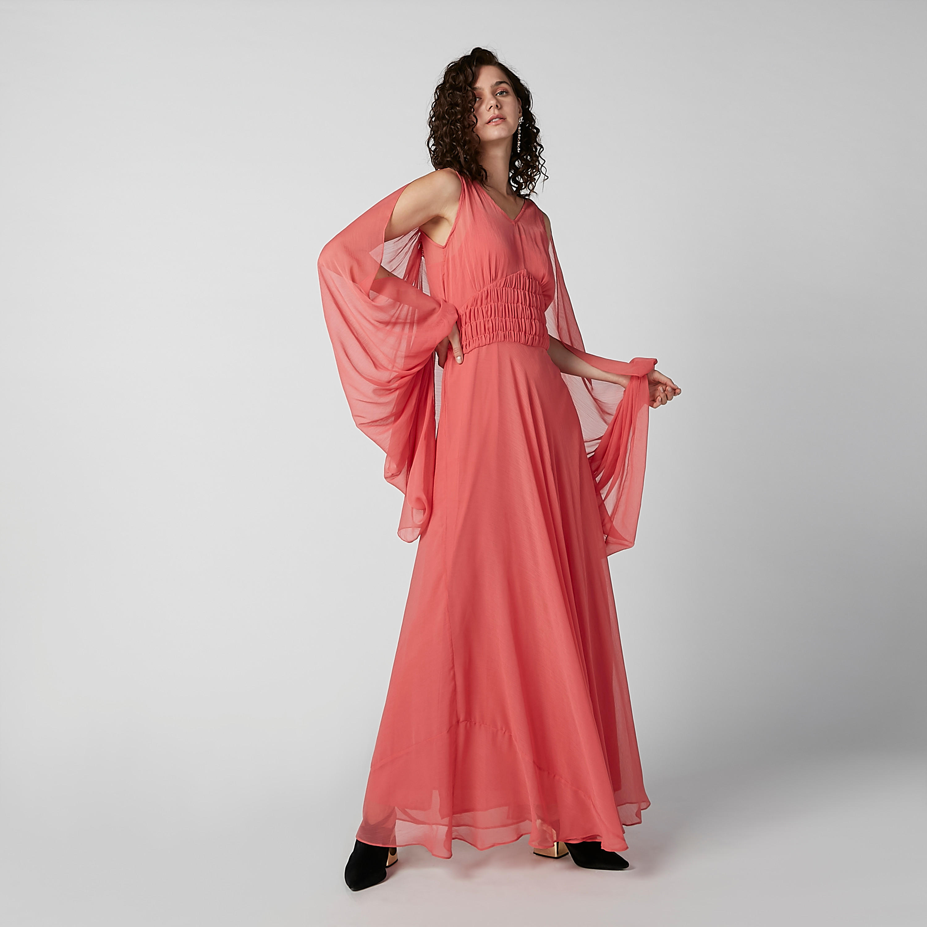 فستان ماكسي بارز الملمس بأكمام طويلة وياقة V-women-clothing-dresses-image-1