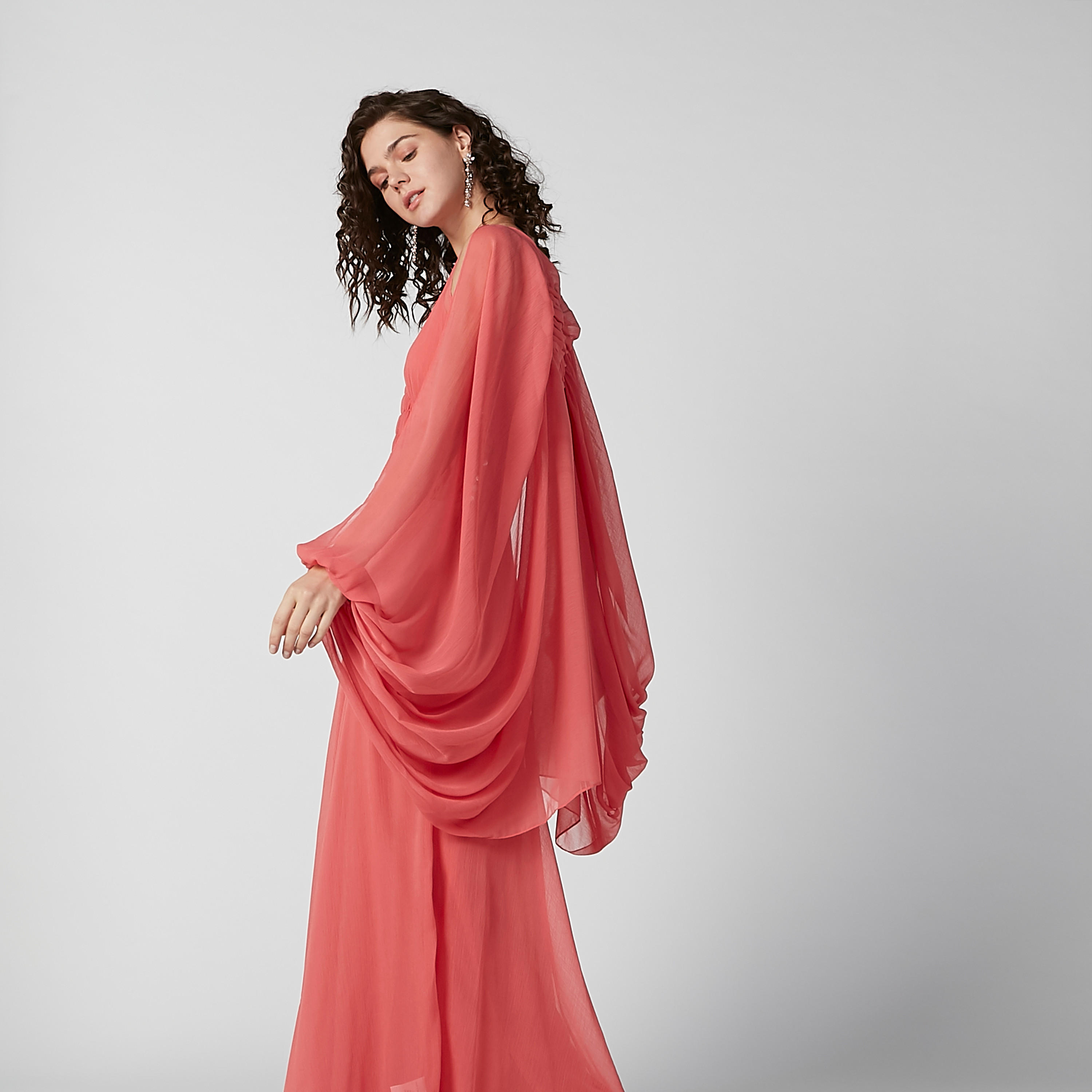 فستان ماكسي بارز الملمس بأكمام طويلة وياقة V-women-clothing-dresses-image-6