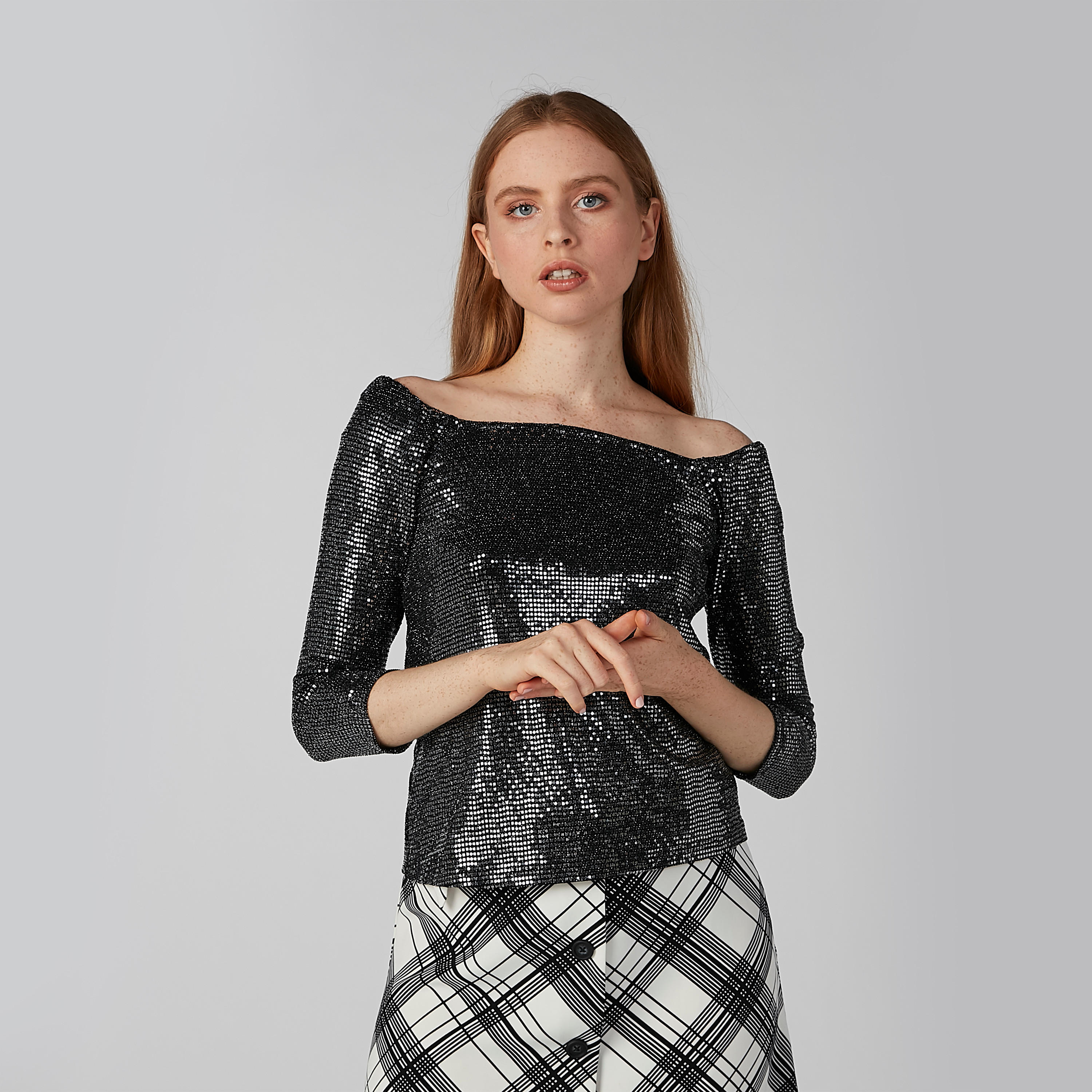 بلوزة مستدامة مزيّنة بأكمام 3/4 من خامات مستدامة-women-clothing-shirtsandblouses-blouses-image-2