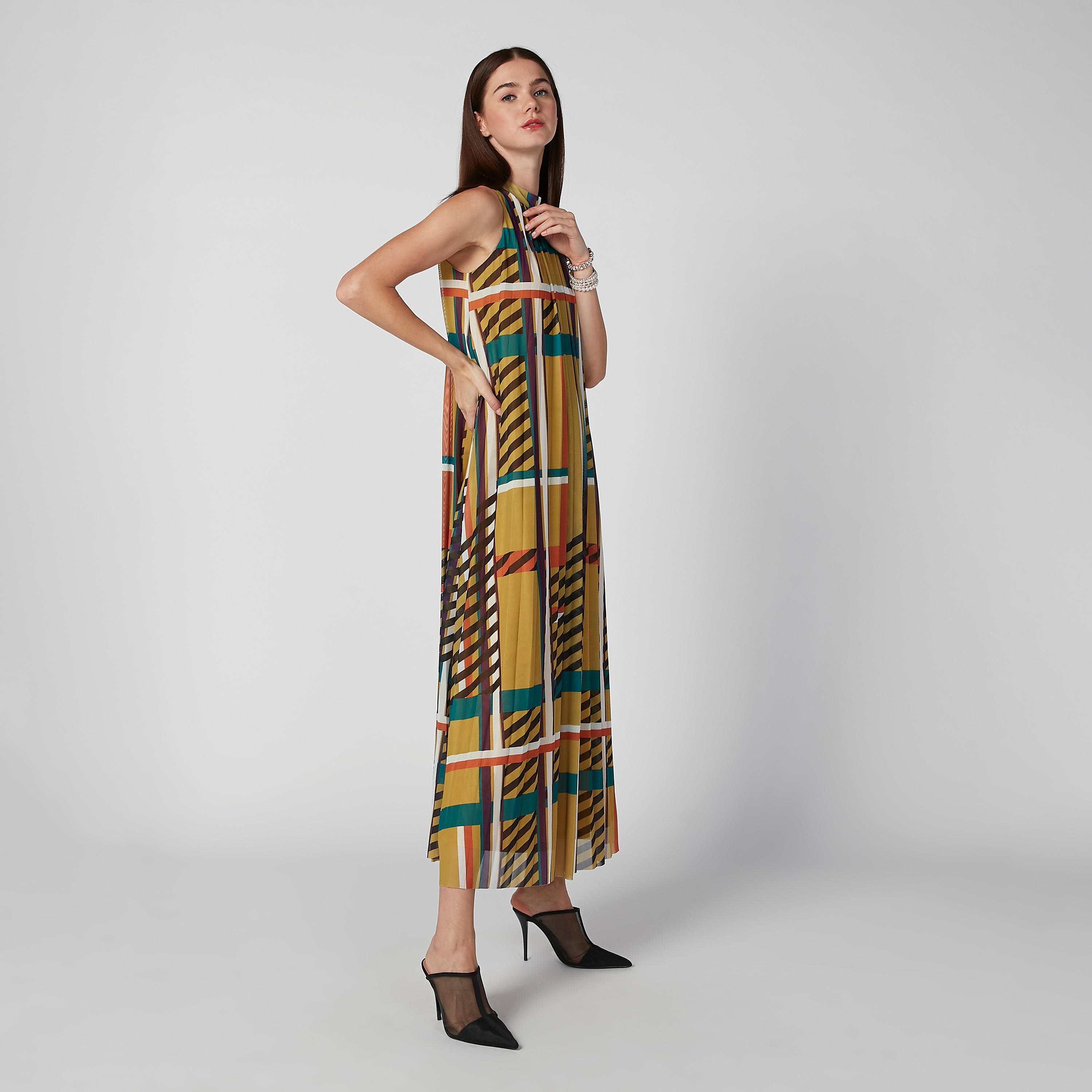 فستان مستدام إيه لاين طويل بياقة عالية وطبعات-women-clothing-dresses-image-6
