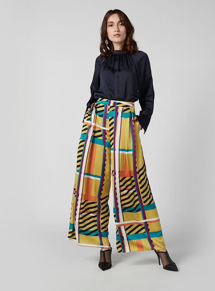 بنطال بالازو طويل بخصر مرن وجيوب وطبعات-women-clothing-bottoms-trousers-image-4
