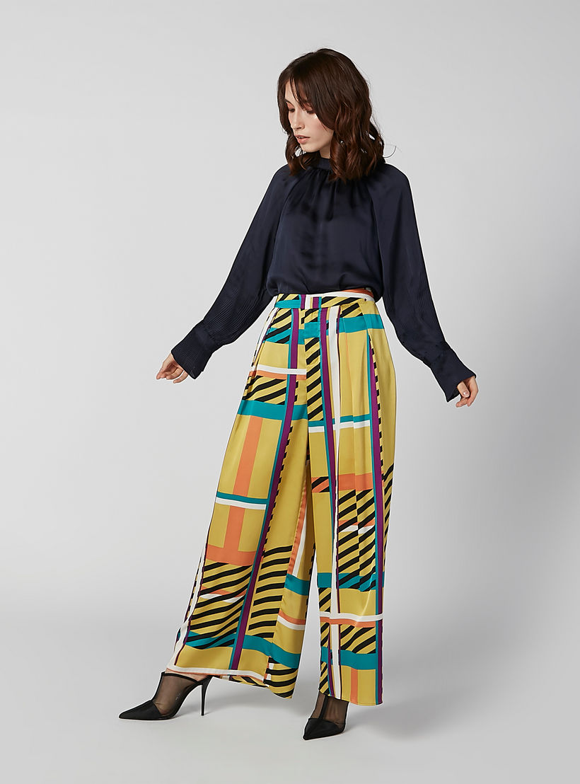 بنطال بالازو طويل بخصر مرن وجيوب وطبعات-women-clothing-bottoms-trousers-image-5
