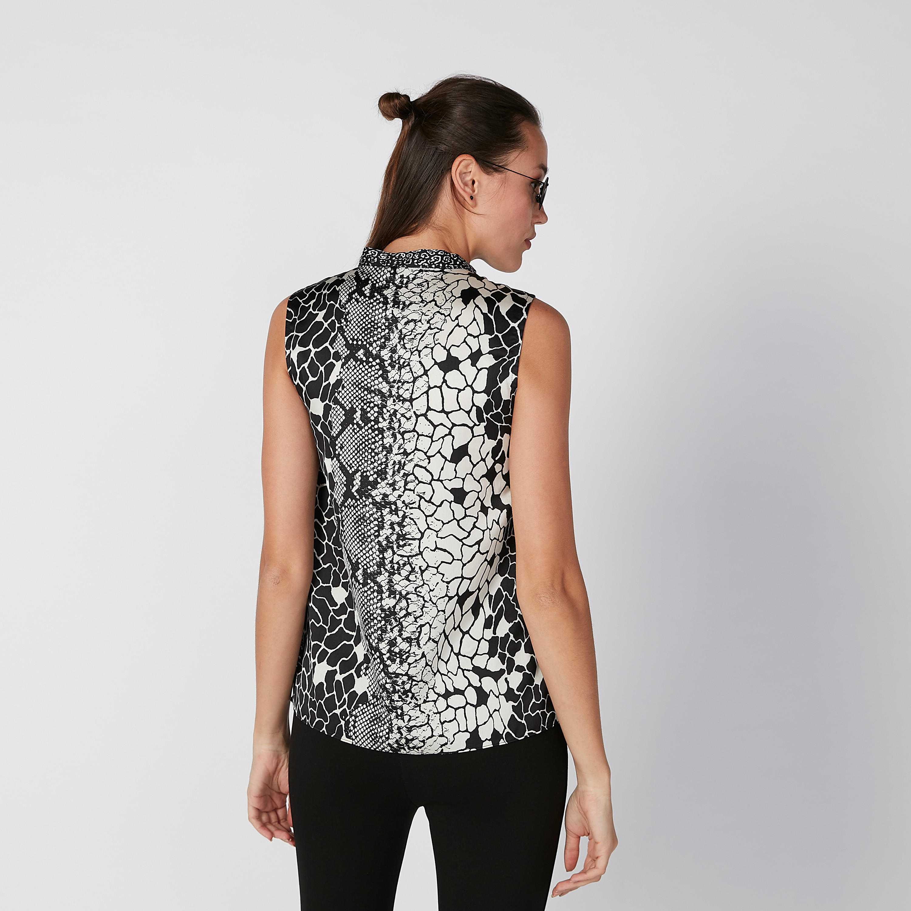 بلوزة مستدام دون أكمام بأربطة وطبعات-women-clothing-shirtsandblouses-blouses-image-2