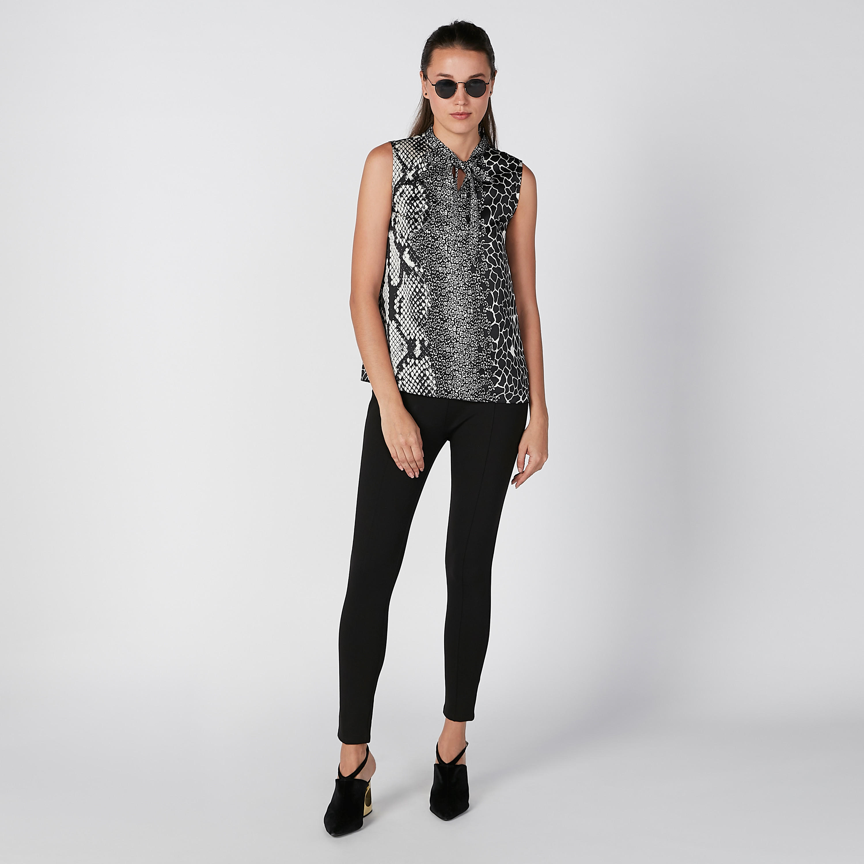 بلوزة مستدام دون أكمام بأربطة وطبعات-women-clothing-shirtsandblouses-blouses-image-3
