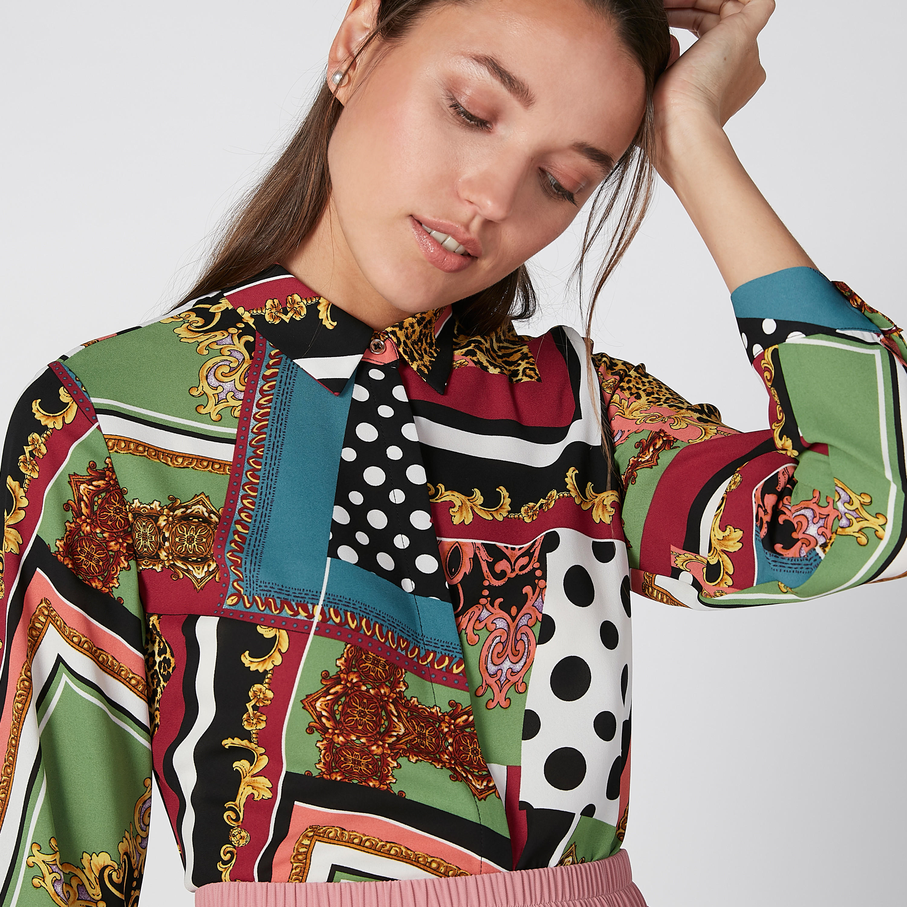 قميص بأكمام طويلة وأزرار مخفيّة وطبعات-women-clothing-shirtsandblouses-shirts-image-2
