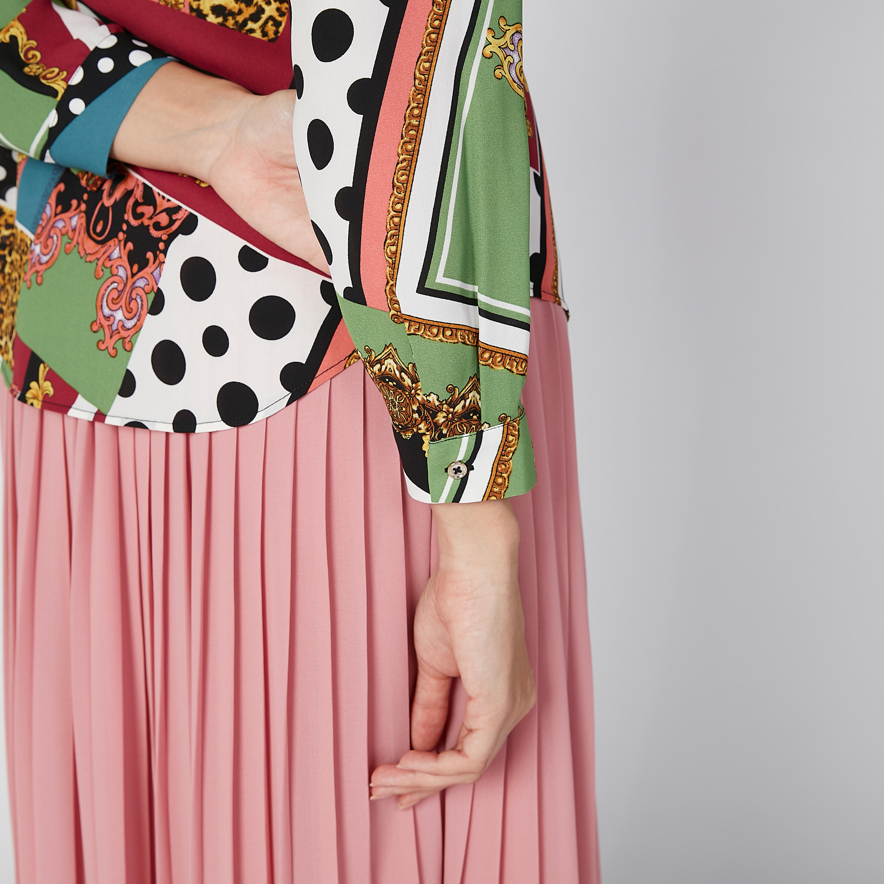 قميص بأكمام طويلة وأزرار مخفيّة وطبعات-women-clothing-shirtsandblouses-shirts-image-1