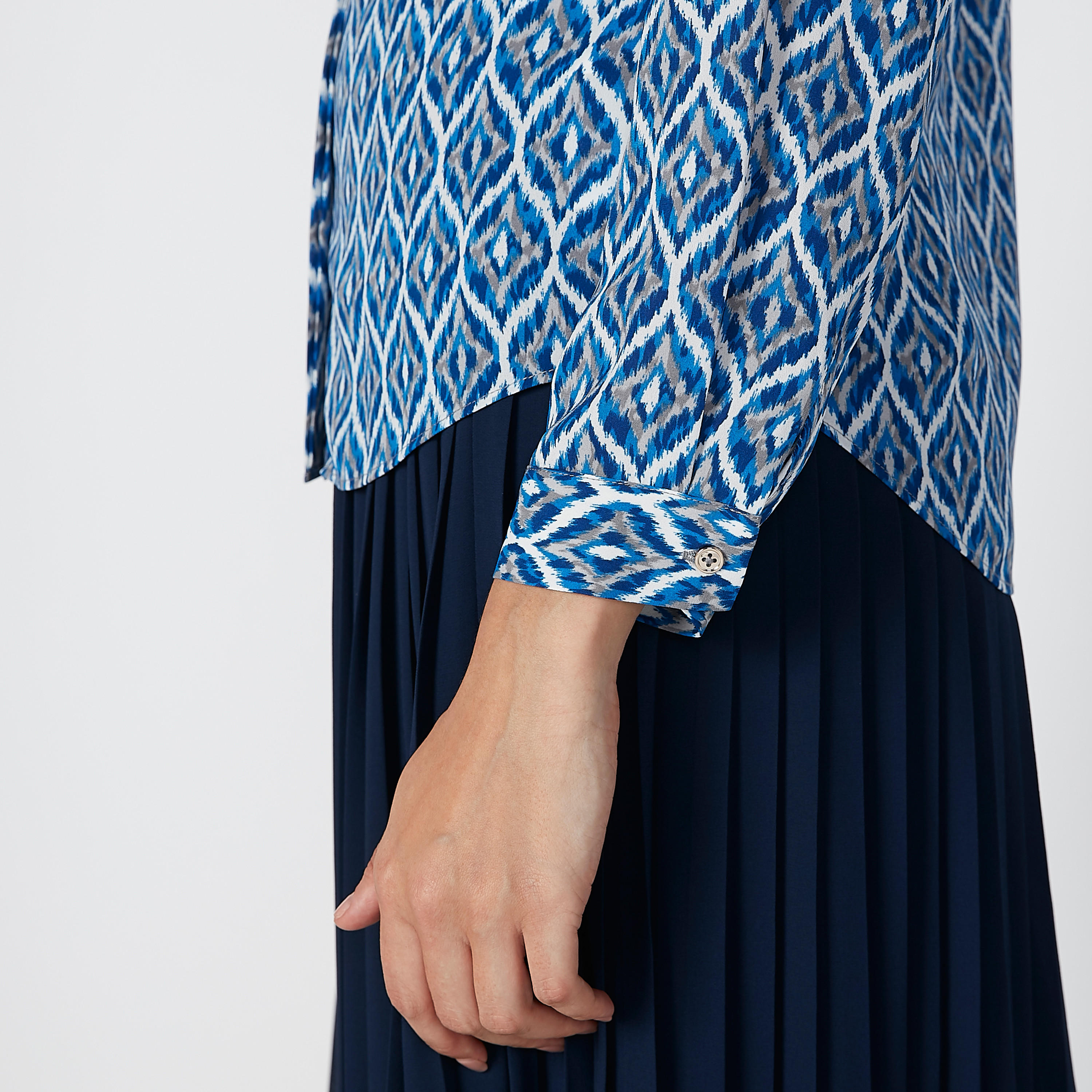 Printed Shirt with Long Sleeves and Concealed Placket-women-clothing-shirtsandblouses-shirts-image-4