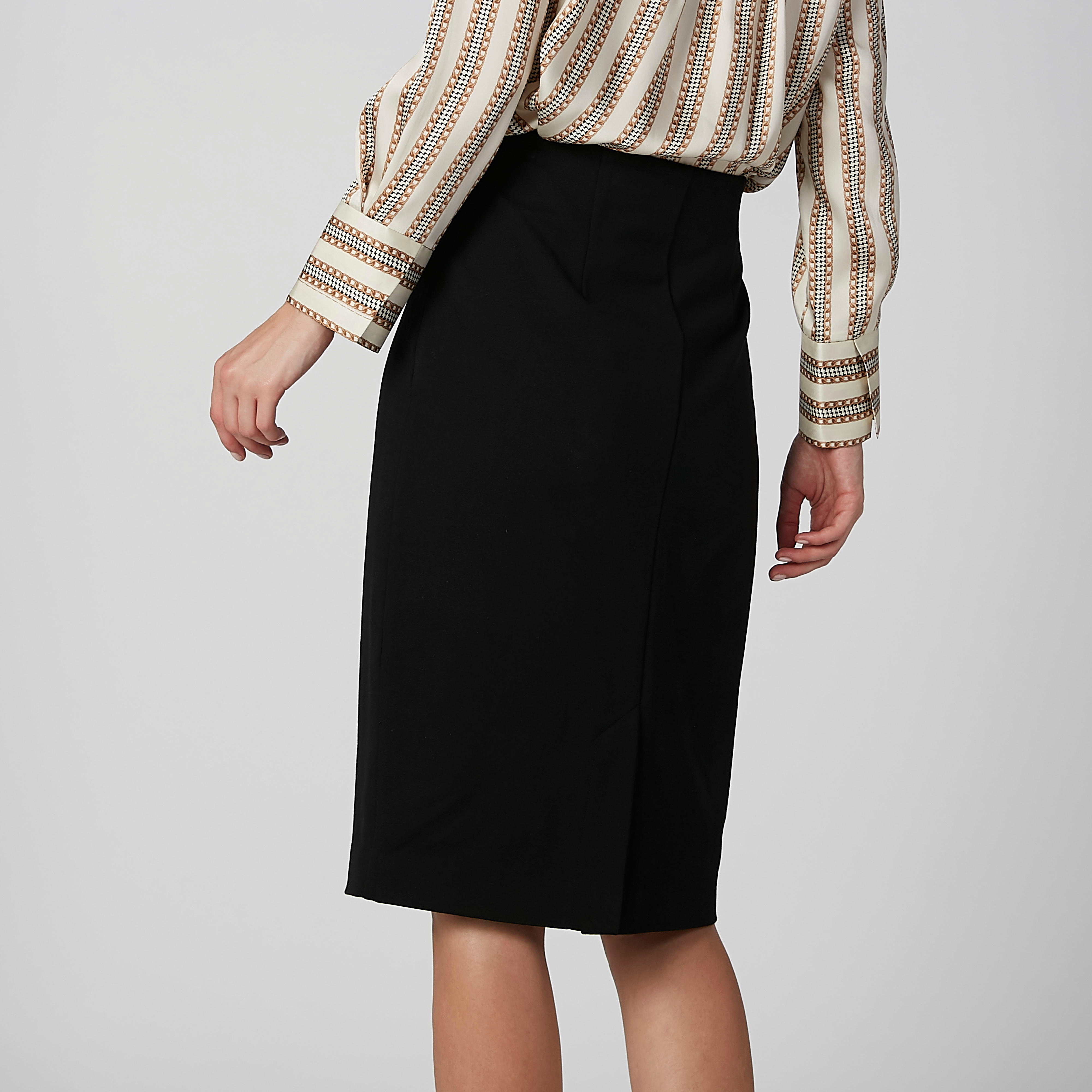 تنورة سادة متوسطة الطول بقصّة ضيّقة وفتحة خلفية-women-clothing-bottoms-skirts-image-3