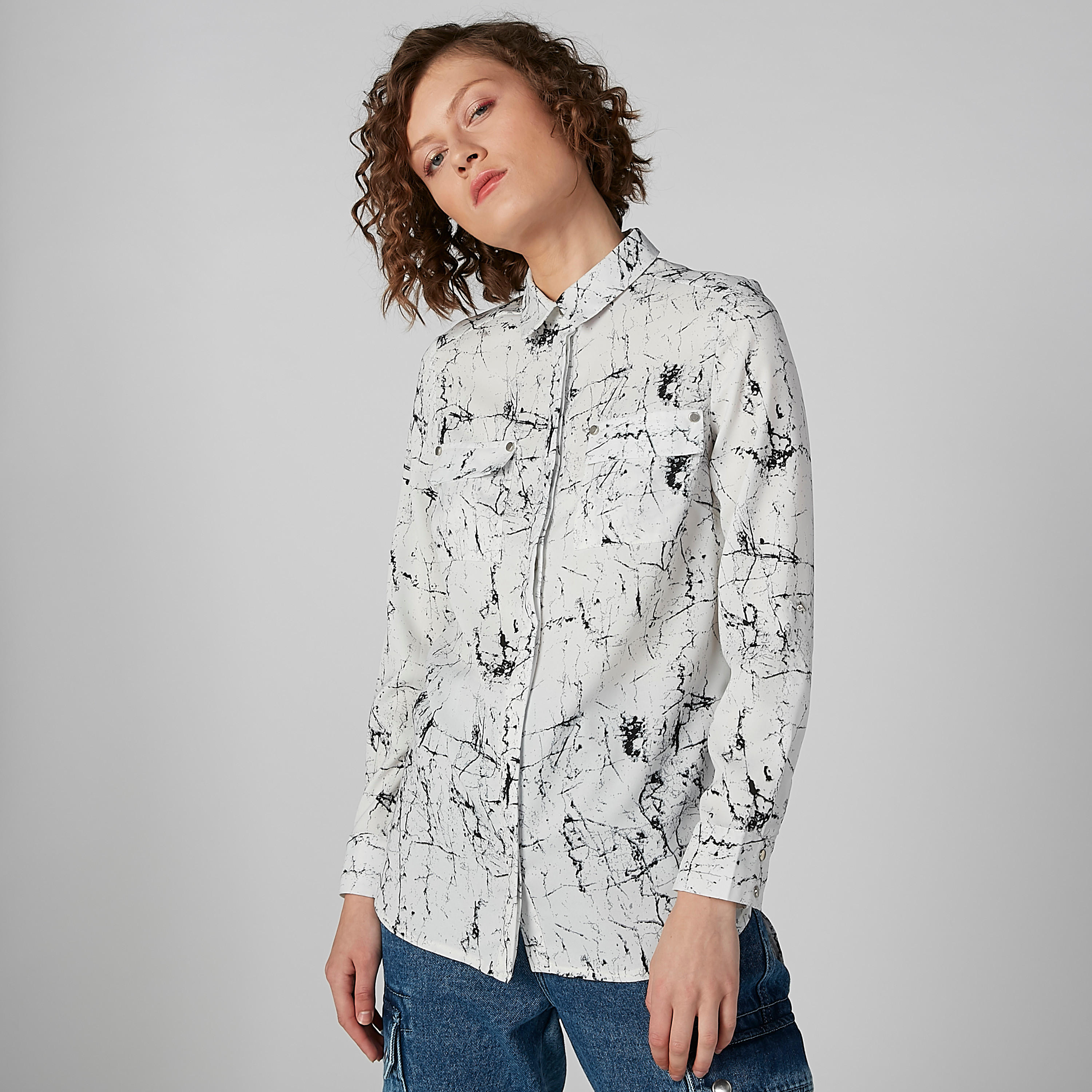 قميص بأكمام طويلة وجيوب بطيّة وطبعات-women-clothing-shirtsandblouses-shirts-image-5