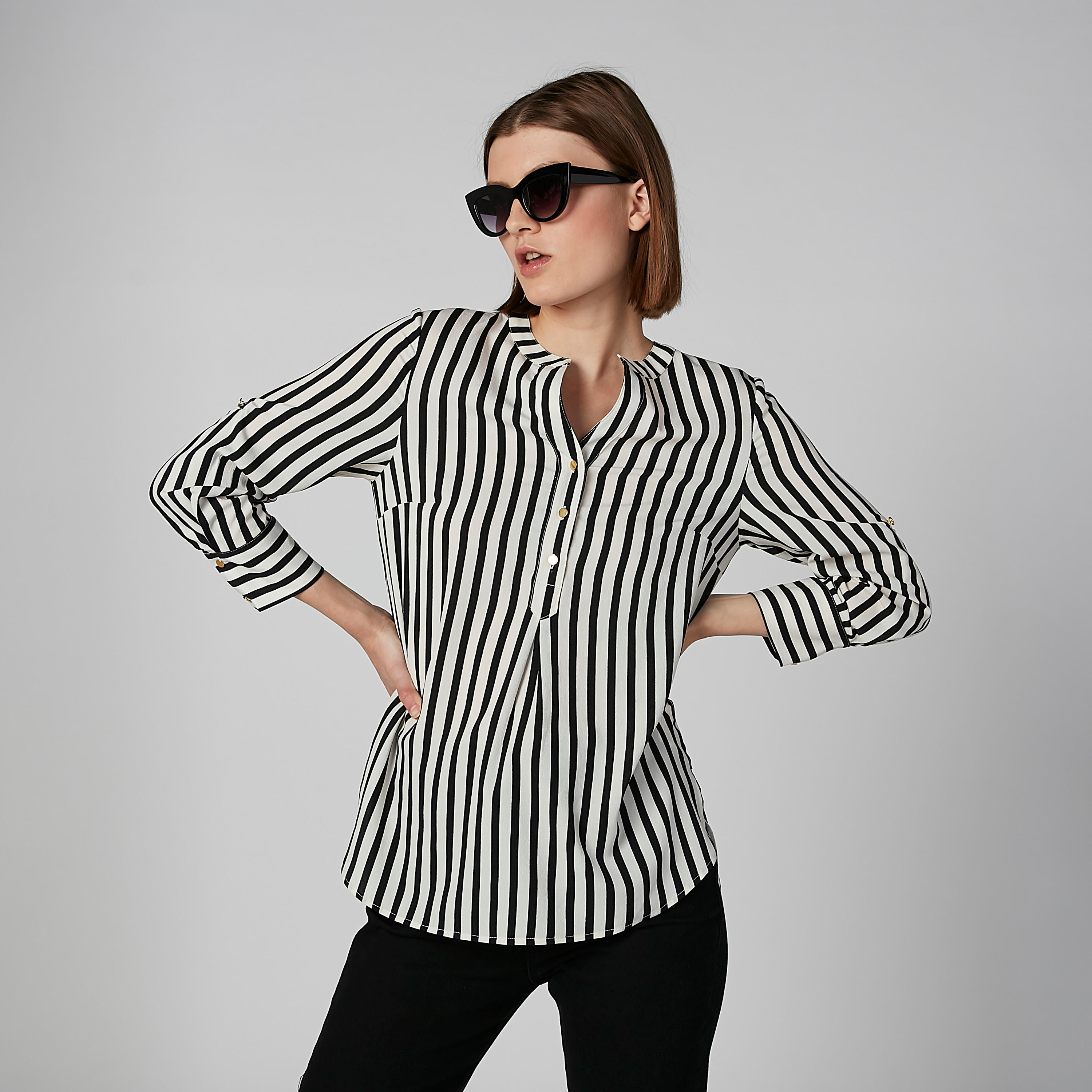 بلوزة مقلّمة بياقة ماندارين وأكمام طويلة-women-clothing-shirtsandblouses-blouses-image-3