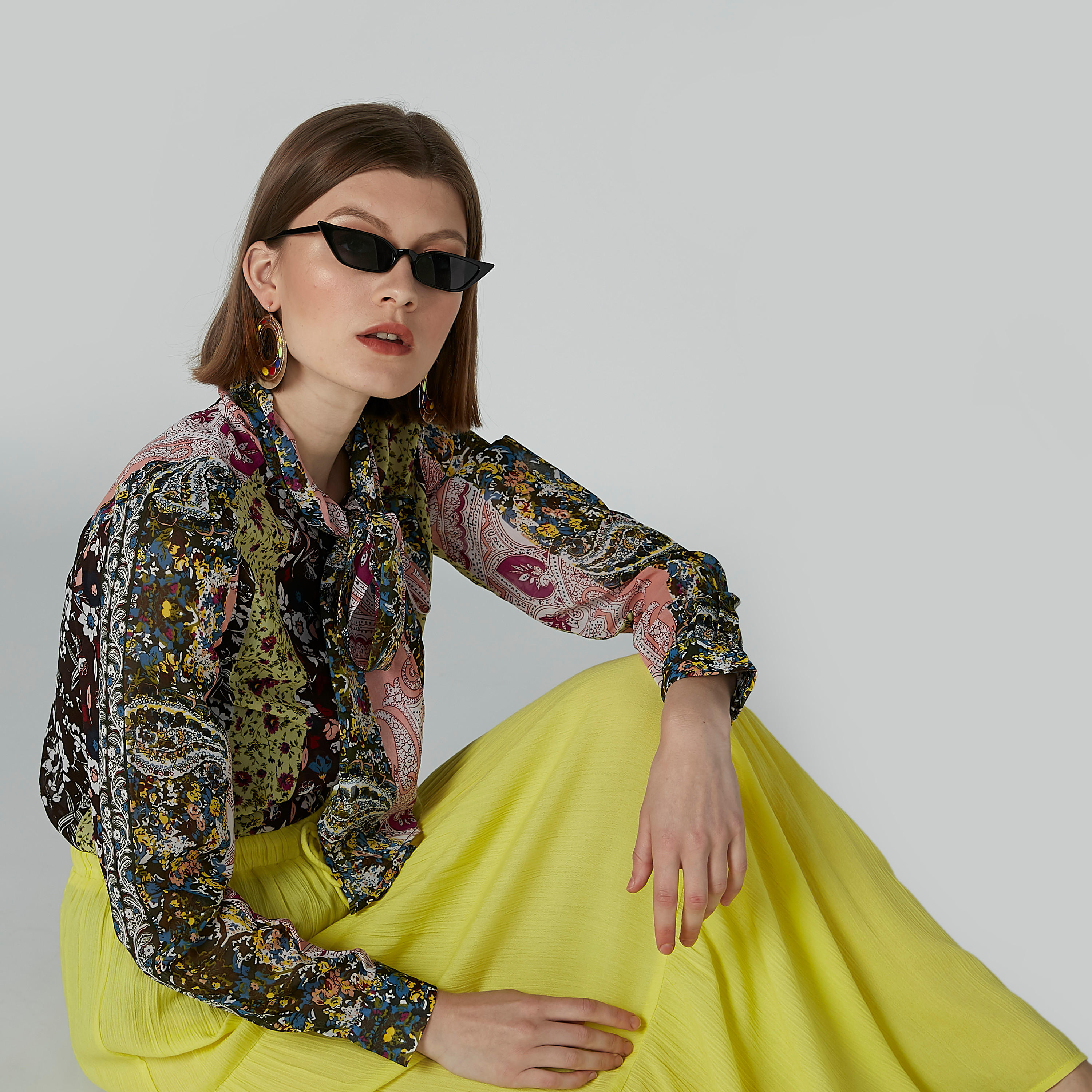 Printed Shirt with Pussy Bow and Long Sleeves-women-clothing-shirtsandblouses-shirts-image-1