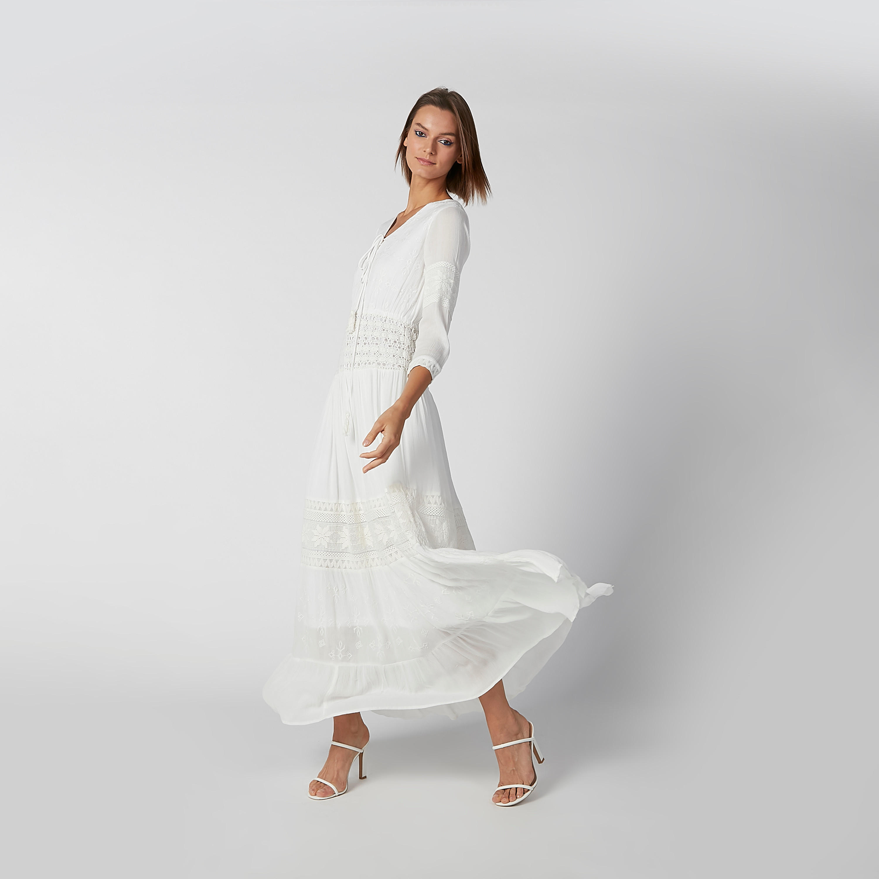 فستان منسوج بارز الملمس طويل بأكمام 3/4 وياقة رباط بشرّابات-women-clothing-dresses-image-1