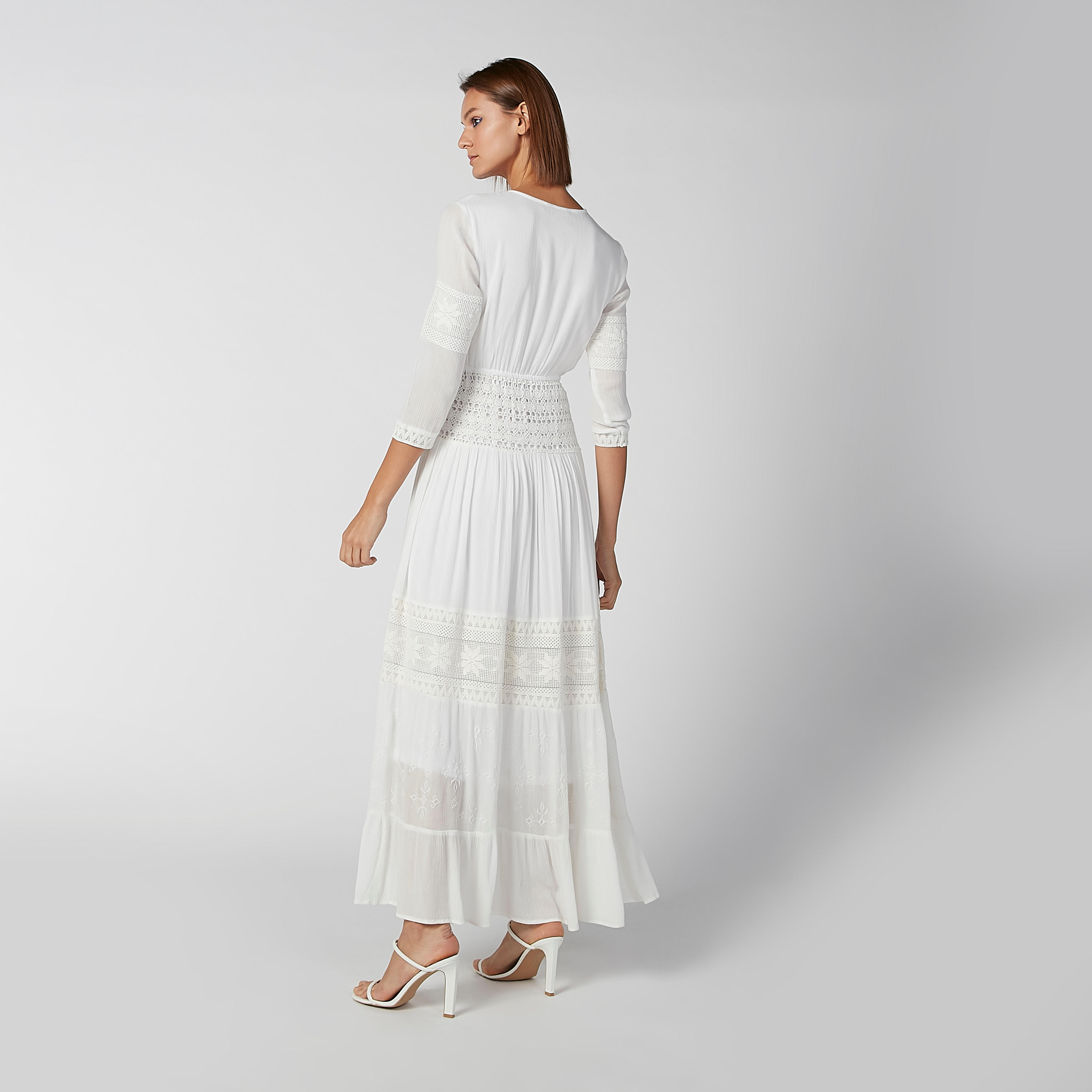 فستان منسوج بارز الملمس طويل بأكمام 3/4 وياقة رباط بشرّابات-women-clothing-dresses-image-4