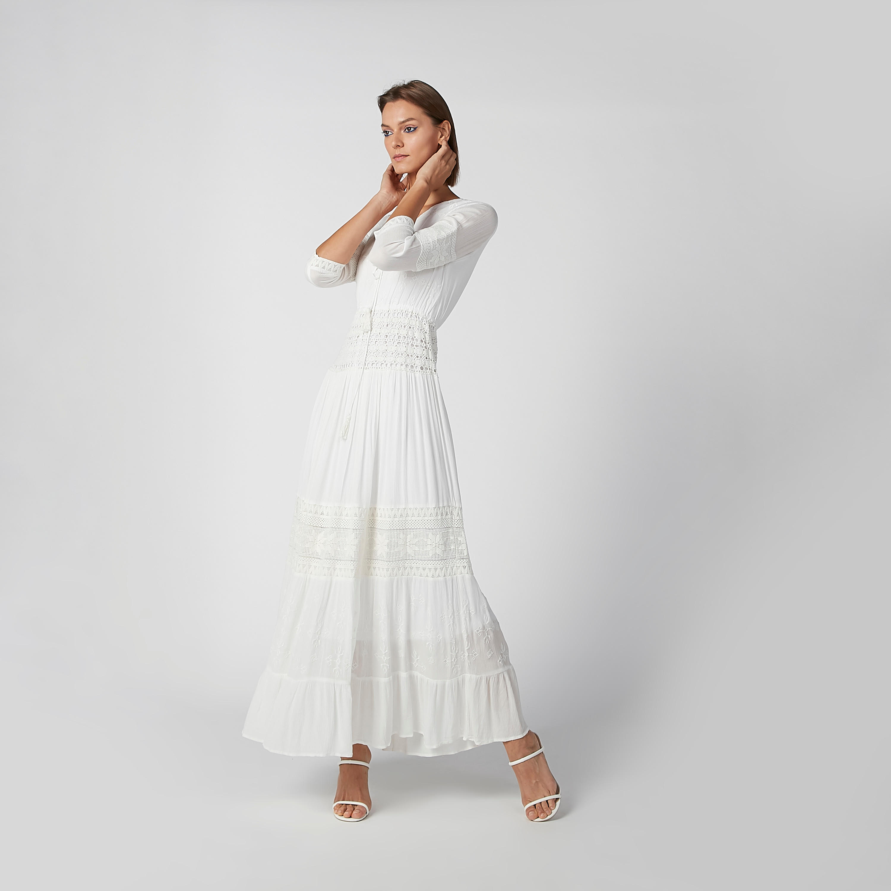 فستان منسوج بارز الملمس طويل بأكمام 3/4 وياقة رباط بشرّابات-women-clothing-dresses-image-5