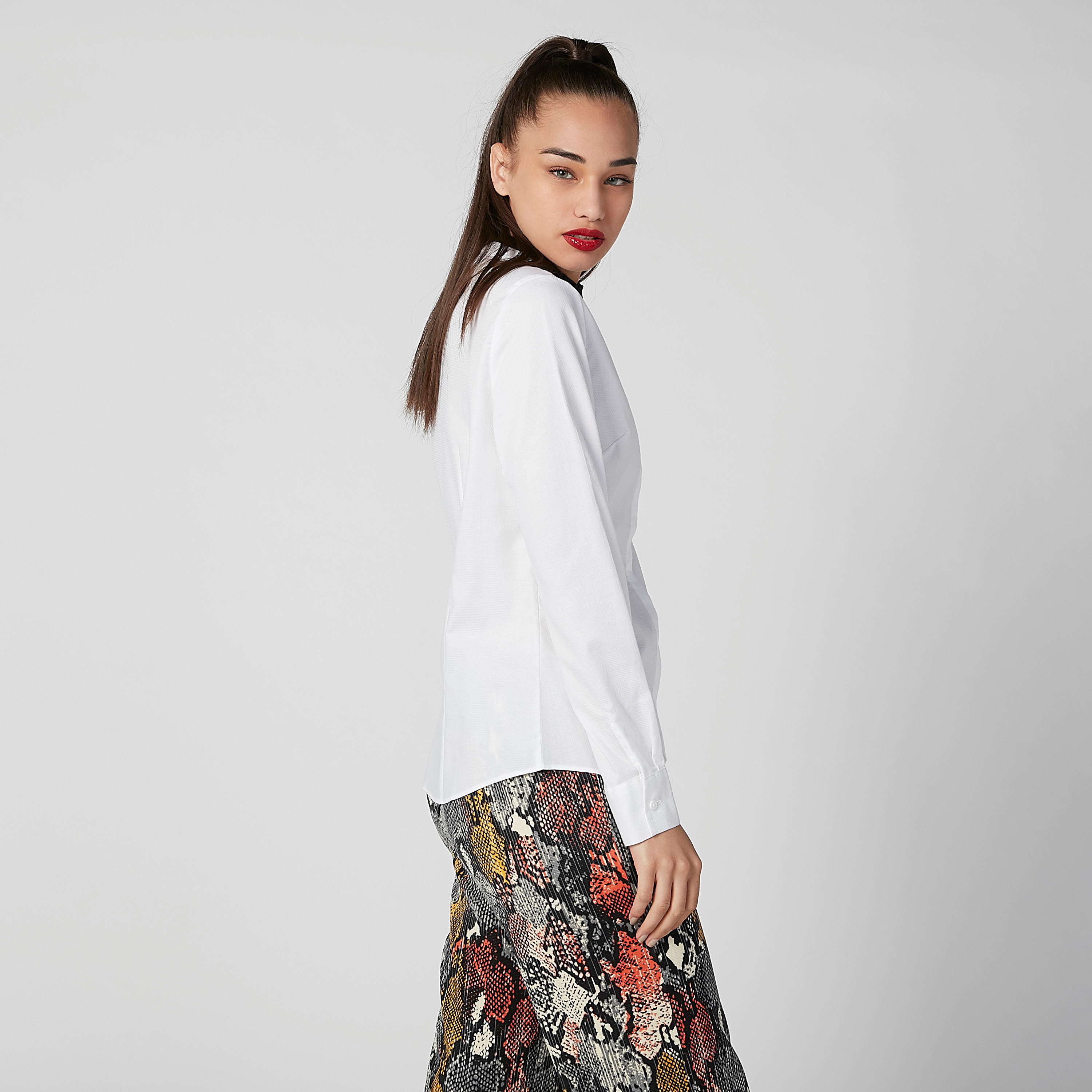قميص مستدام سادة بياقة عالية وأكمام طويلة -women-clothing-shirtsandblouses-shirts-image-5