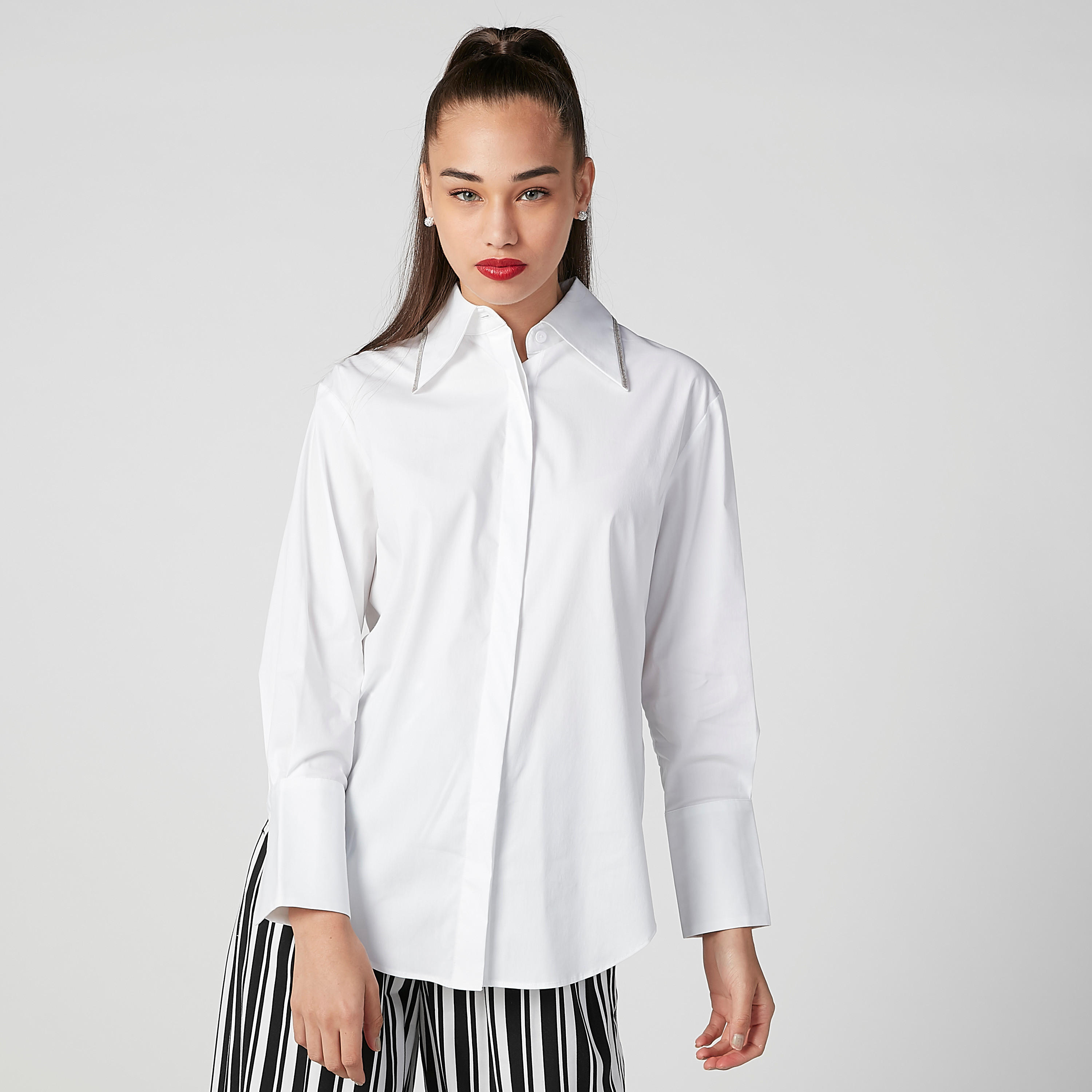 قميص مستدام سادة بأكمام طويلة وأزرار غير مرئية -women-clothing-shirtsandblouses-shirts-image-3