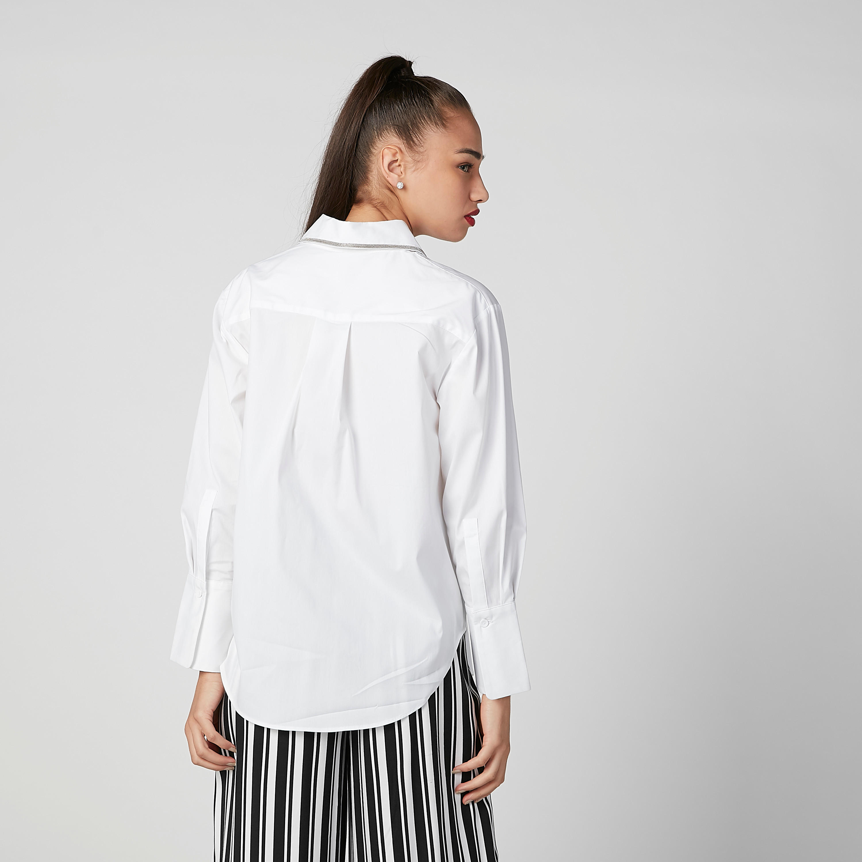 قميص مستدام سادة بأكمام طويلة وأزرار غير مرئية -women-clothing-shirtsandblouses-shirts-image-4