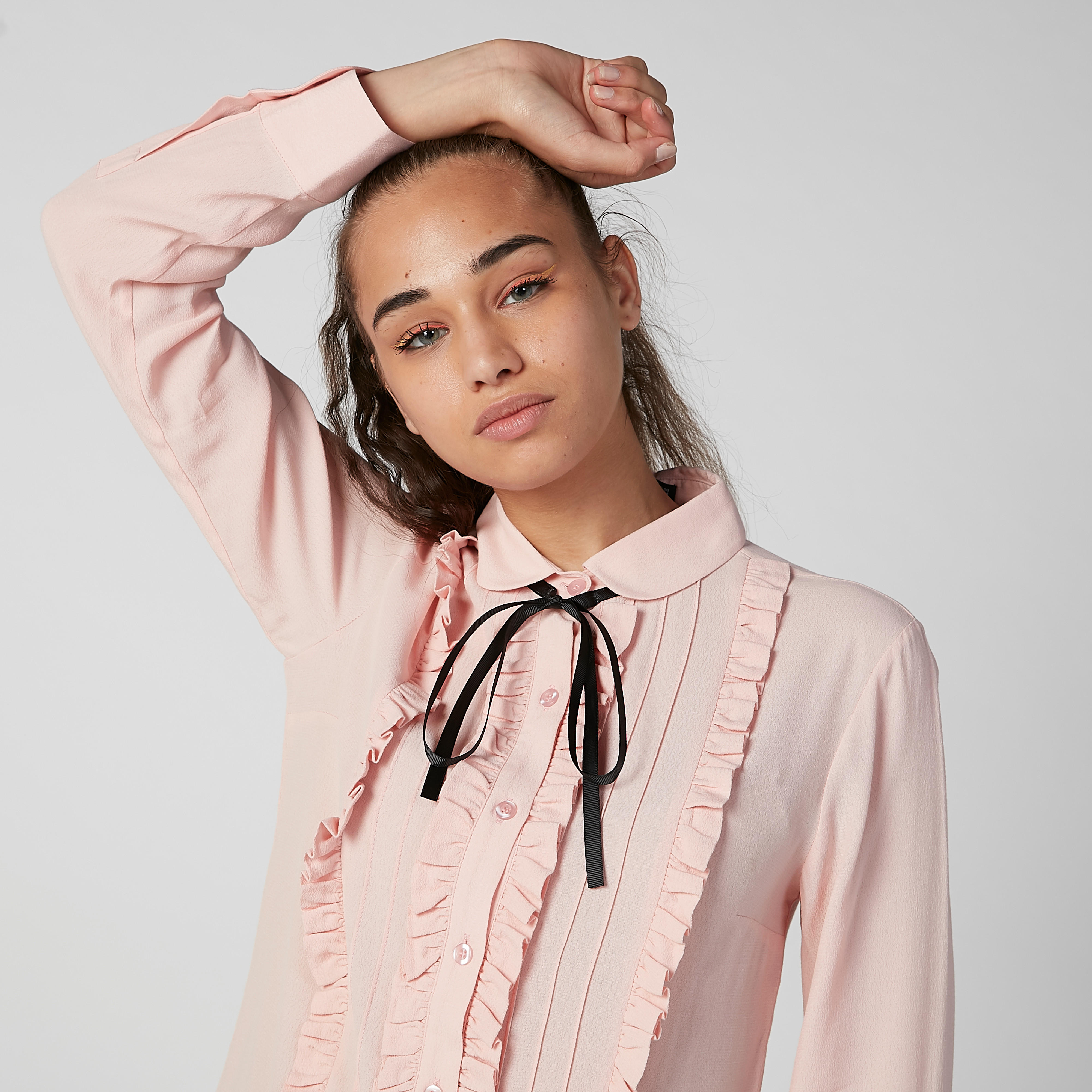 قميص سادة بأكمام طويلة وتفاصيل كشكش-women-clothing-shirtsandblouses-shirts-image-2