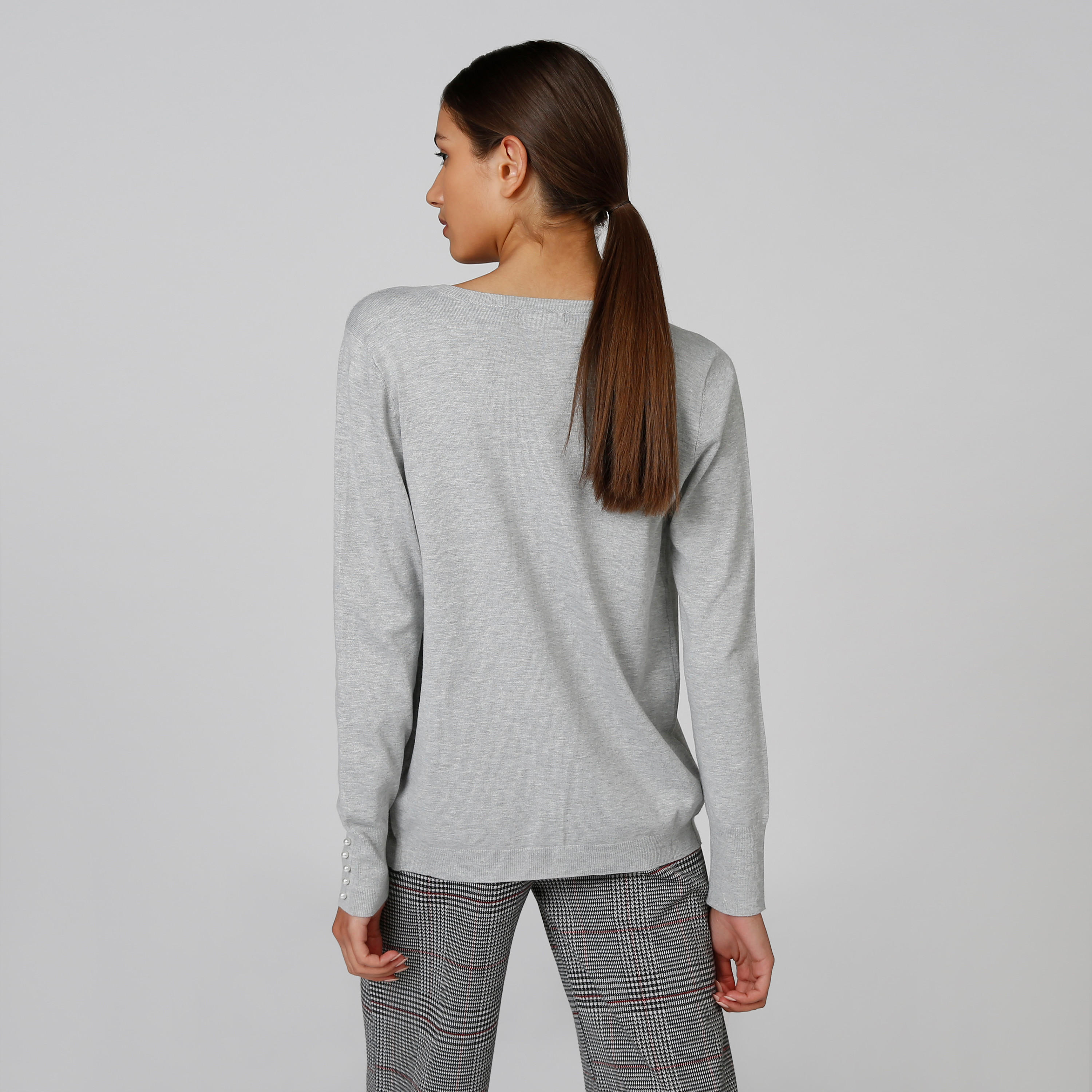 كنزة مزيّنة بياقة مستديرة وأكمام طويلة-women-clothing-cardigansandjumpers-jumpers-image-2