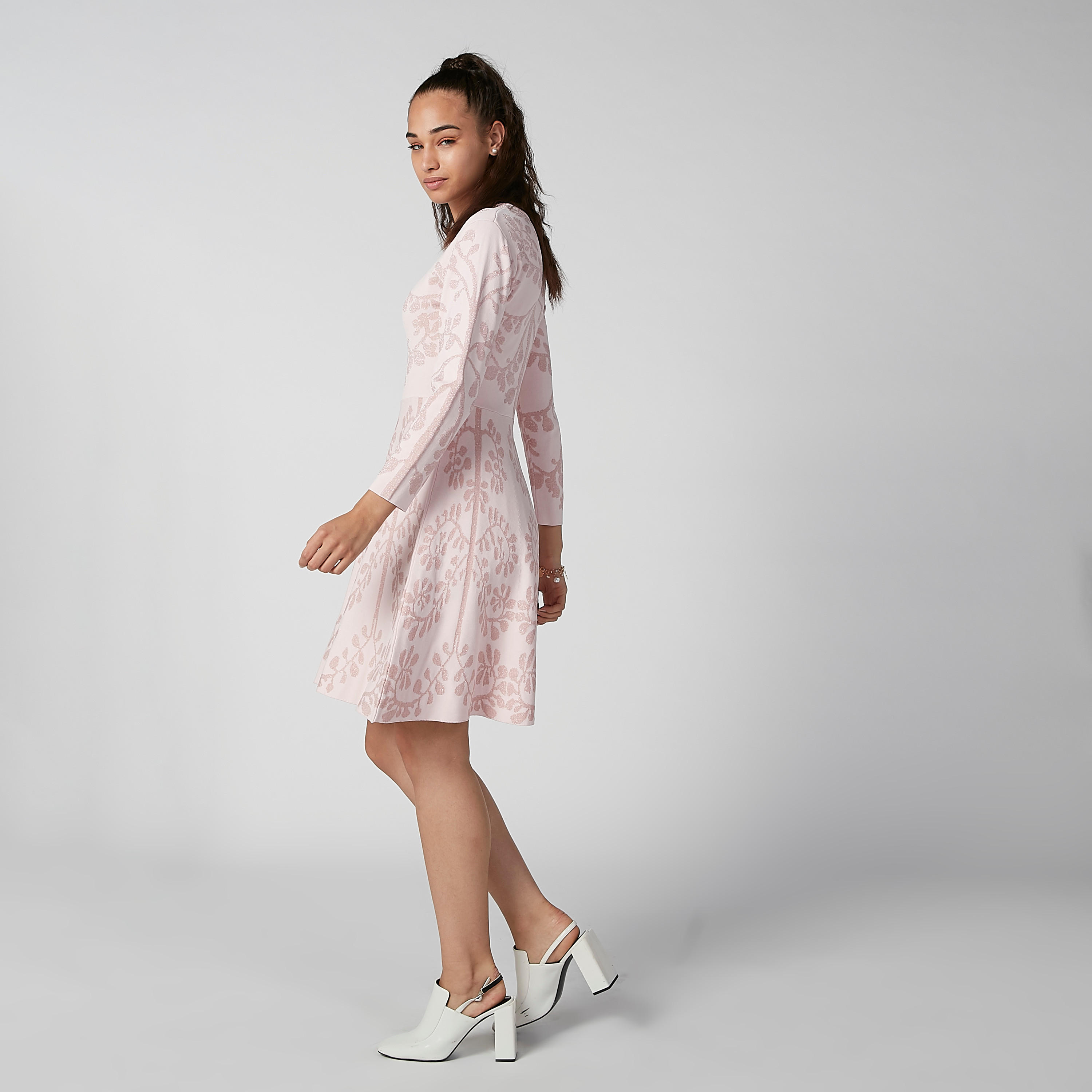 فستان ميدي إيه لاين بياقة مستديرة وأكمام طويلة وطبعات-women-clothing-dresses-image-5
