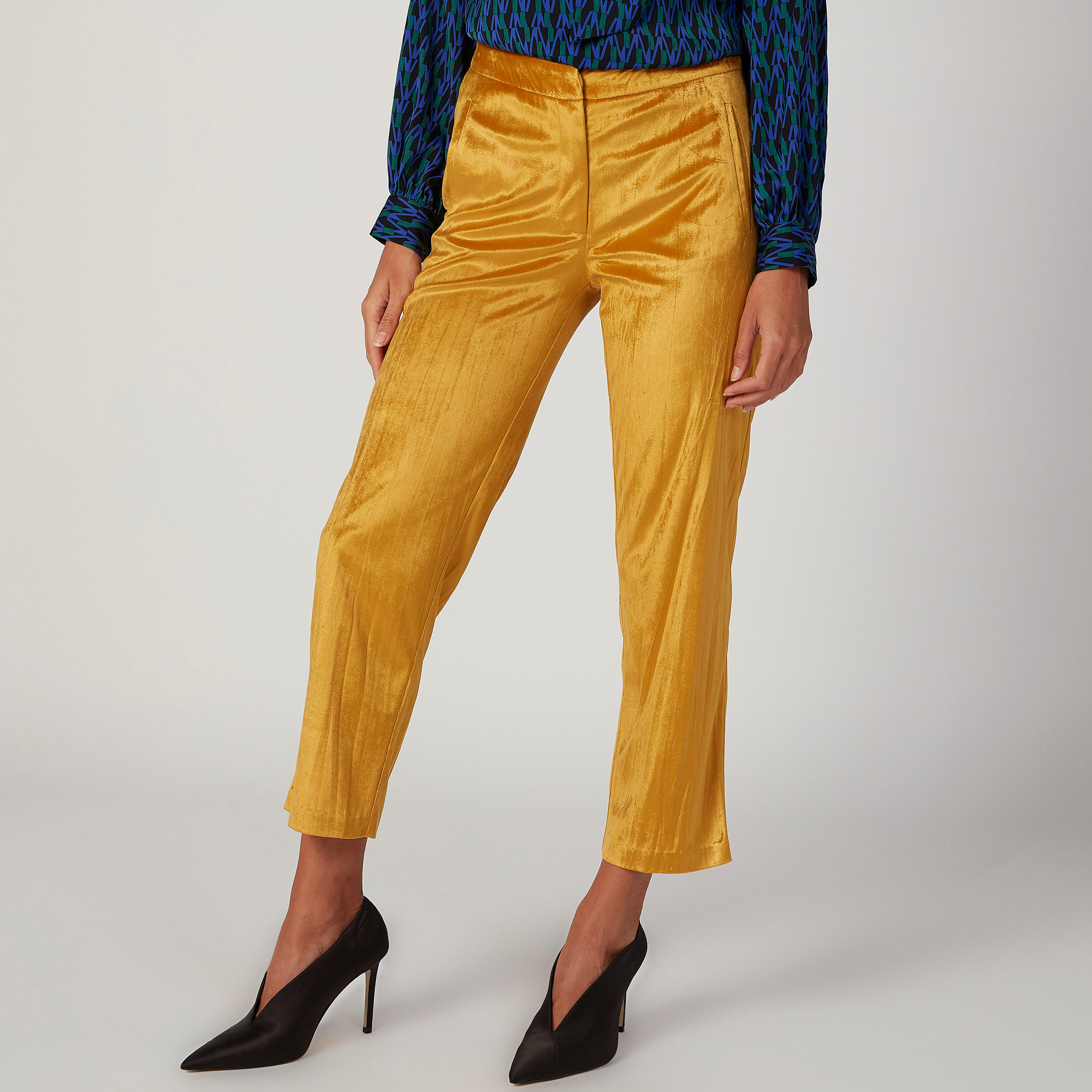 بنطلون جينز مستدام بارز الملمس بخصر متوسط الارتفاع وجيوب -women-clothing-bottoms-trousers-image-1