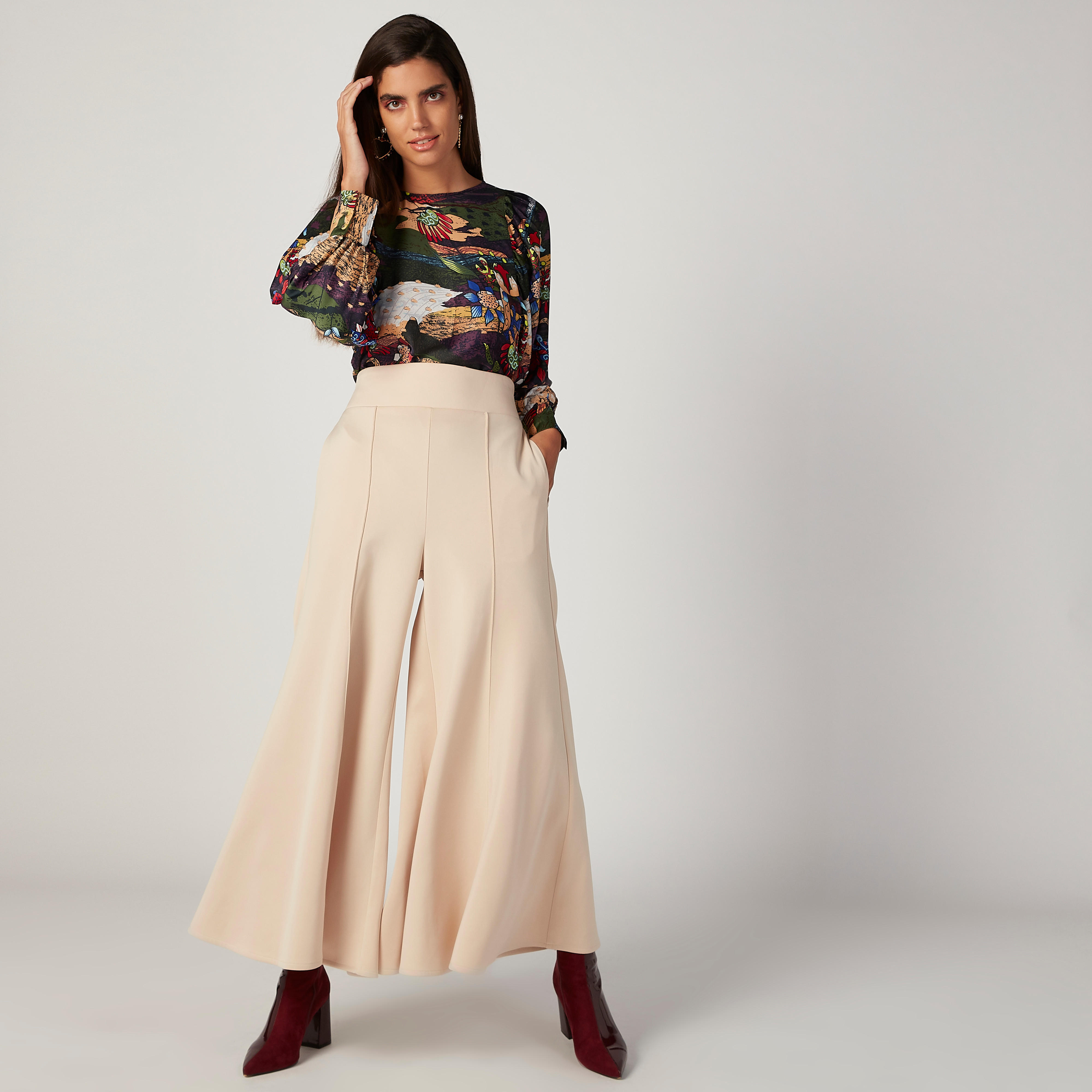 بلوزة بياقة مستديرة وأكمام طويلة وطبعات-women-clothing-shirtsandblouses-blouses-image-2