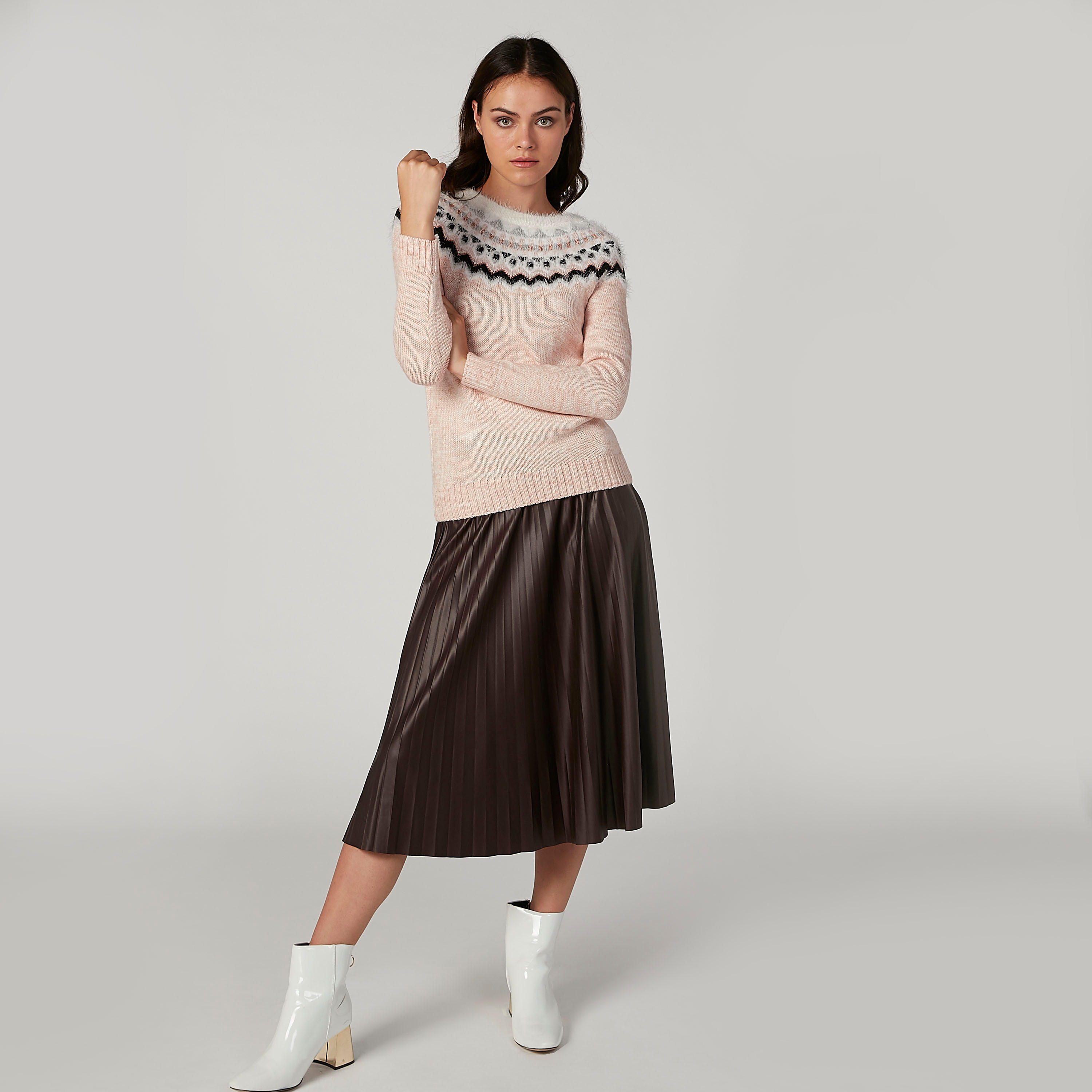 كنزة بارزة الملمس بياقة مستديرة وأكمام طويلة-women-clothing-cardigansandjumpers-jumpers-image-4