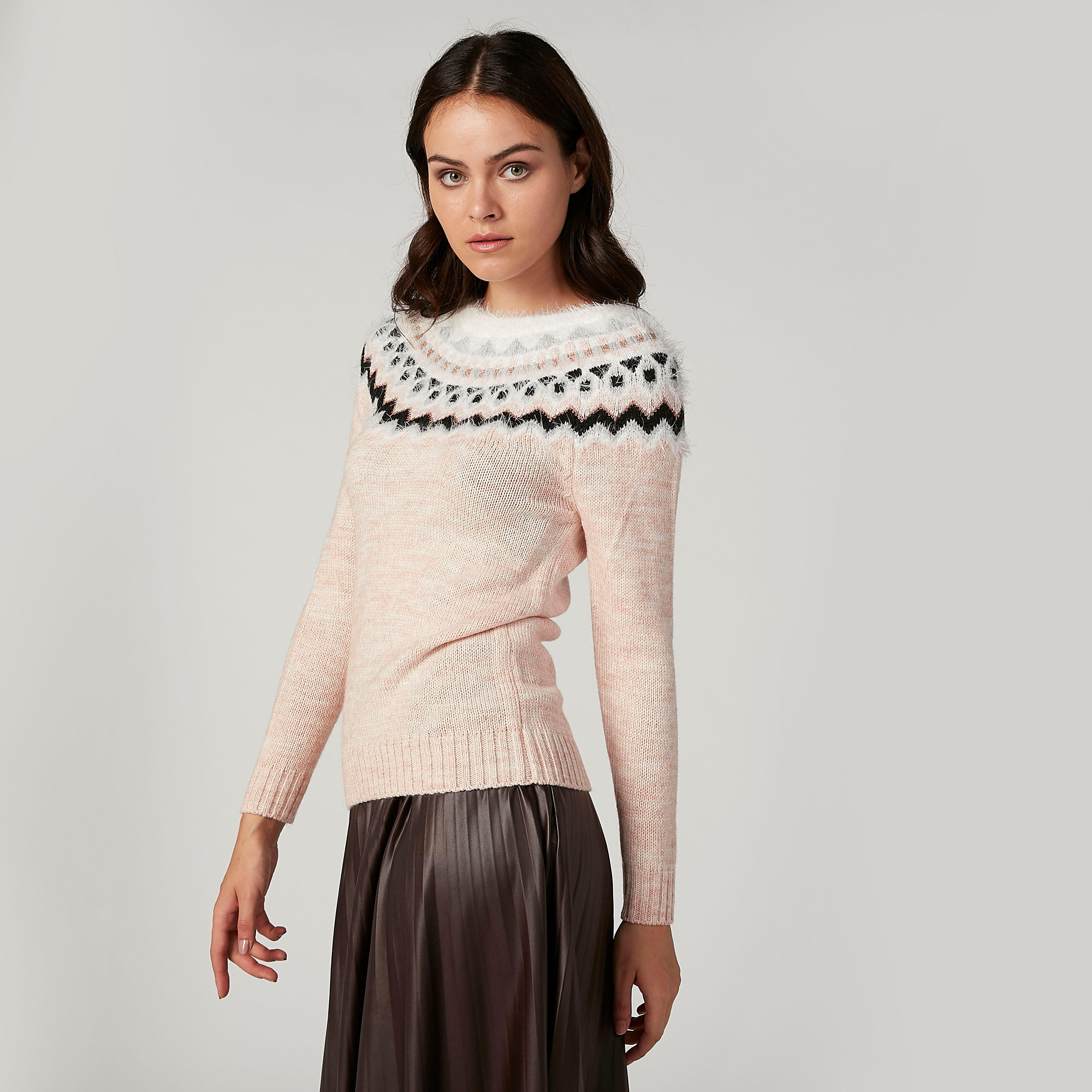 كنزة بارزة الملمس بياقة مستديرة وأكمام طويلة-women-clothing-cardigansandjumpers-jumpers-image-1
