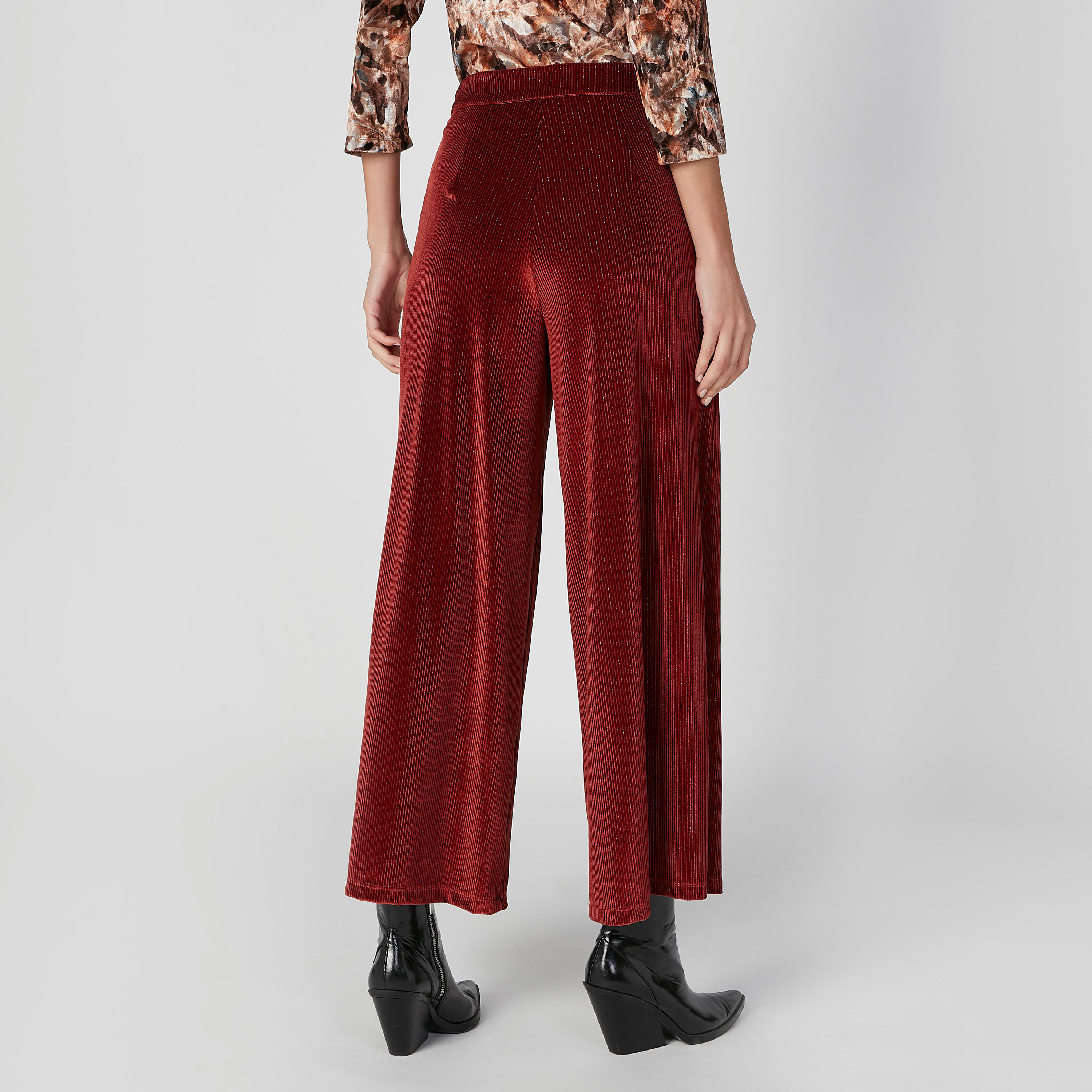 بنطلون مستدام بارز الملمس بقصّة واسعة وخصر متوسط الارتفاع-women-clothing-bottoms-trousers-image-4