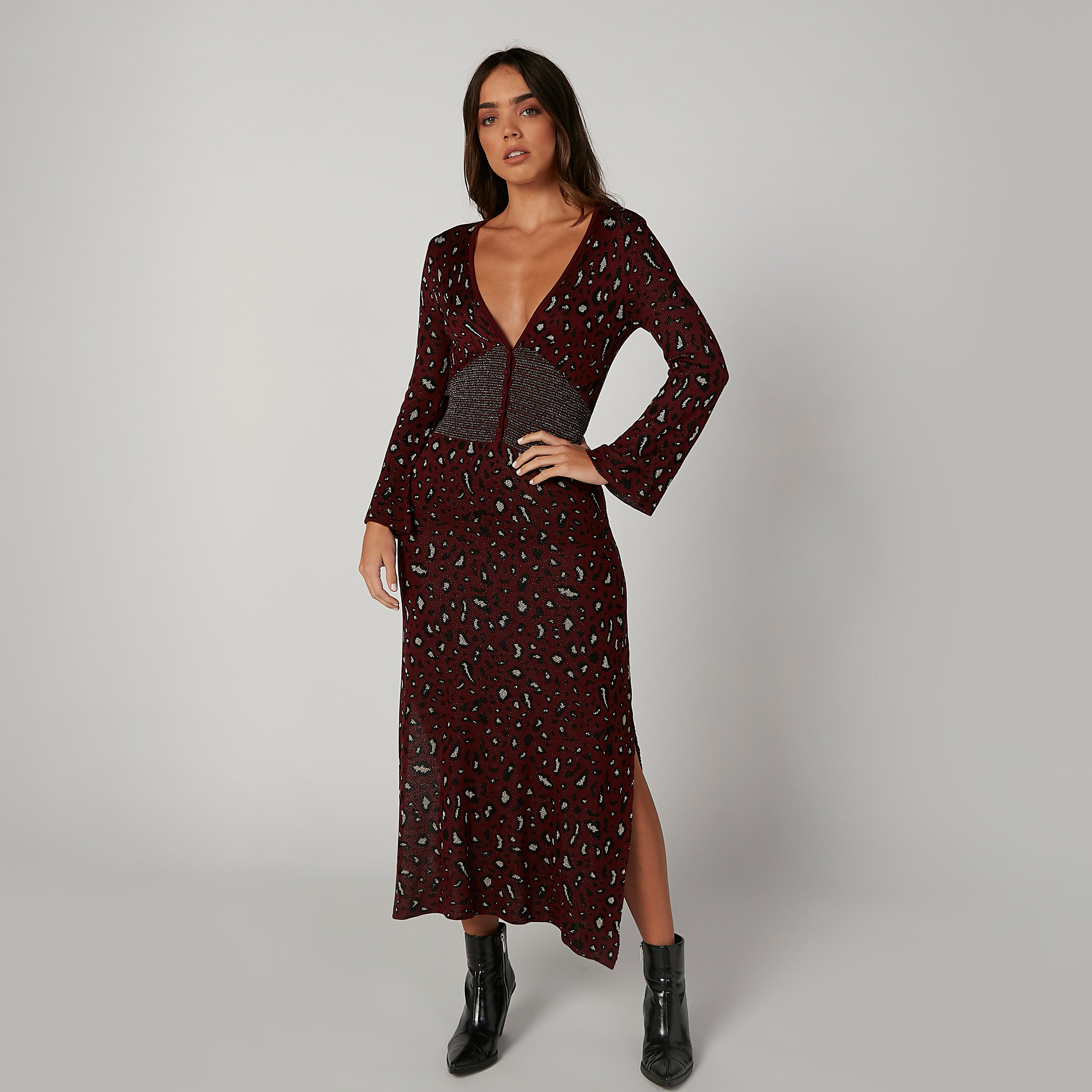 فستان مستدام طويل بارز الملمس بأكمام طويلة وفتحة جانبية -women-clothing-dresses-image-1