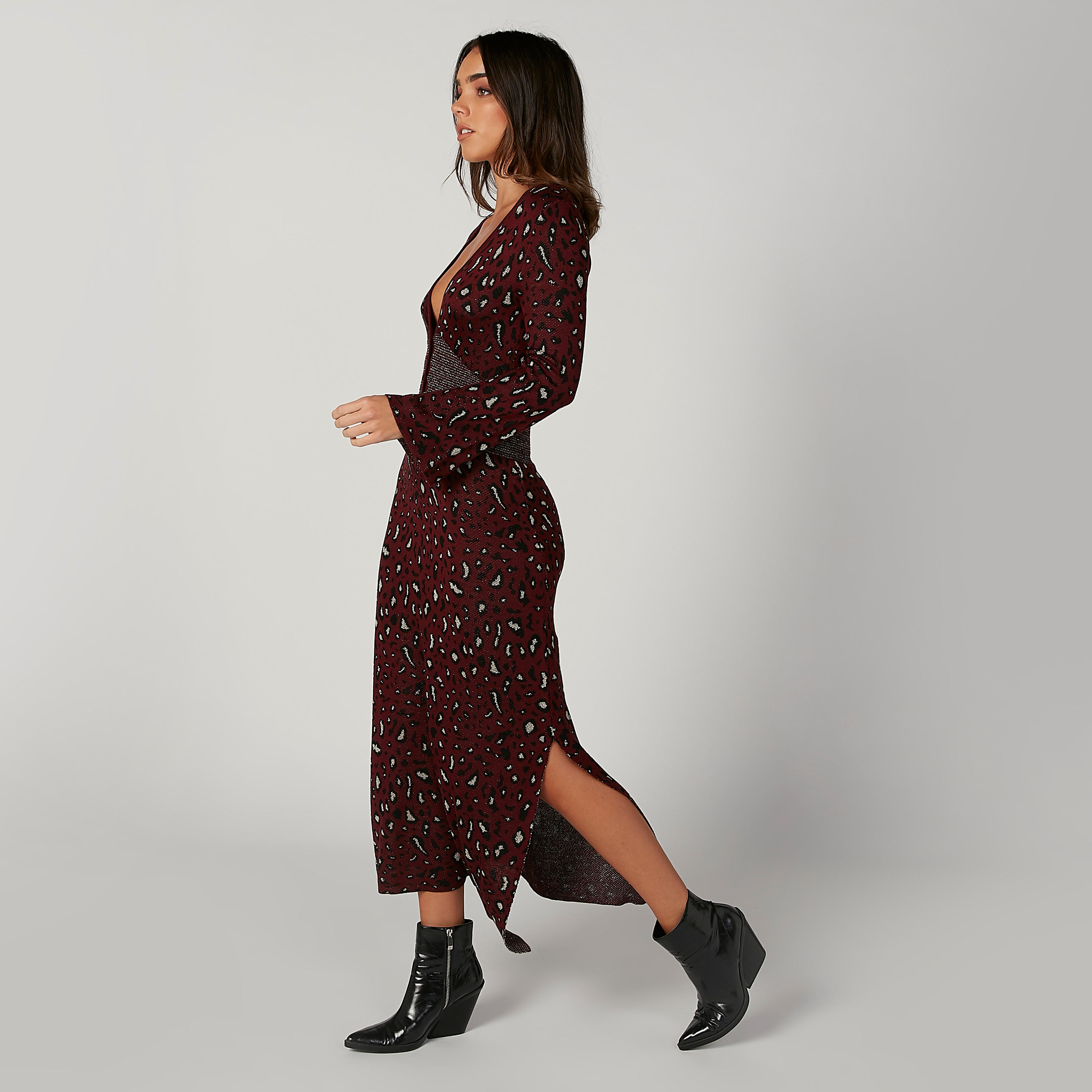 فستان مستدام طويل بارز الملمس بأكمام طويلة وفتحة جانبية -women-clothing-dresses-image-3