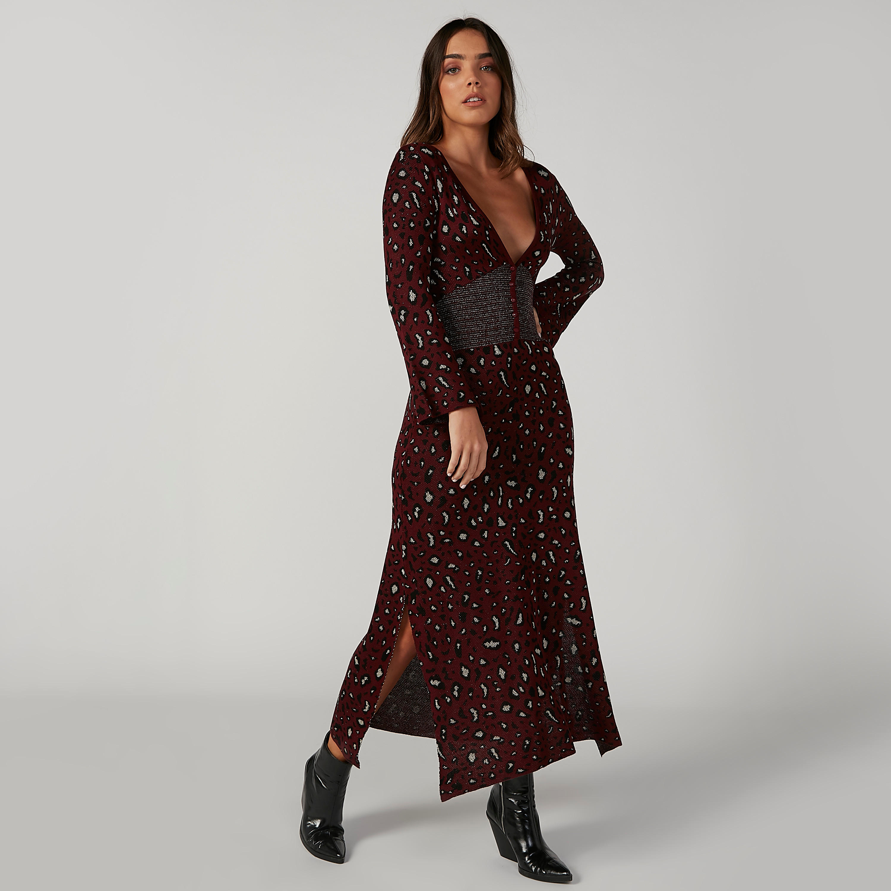 فستان مستدام طويل بارز الملمس بأكمام طويلة وفتحة جانبية -women-clothing-dresses-image-4
