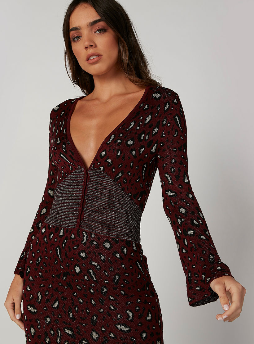 فستان مستدام طويل بارز الملمس بأكمام طويلة وفتحة جانبية -women-clothing-dresses-image-5