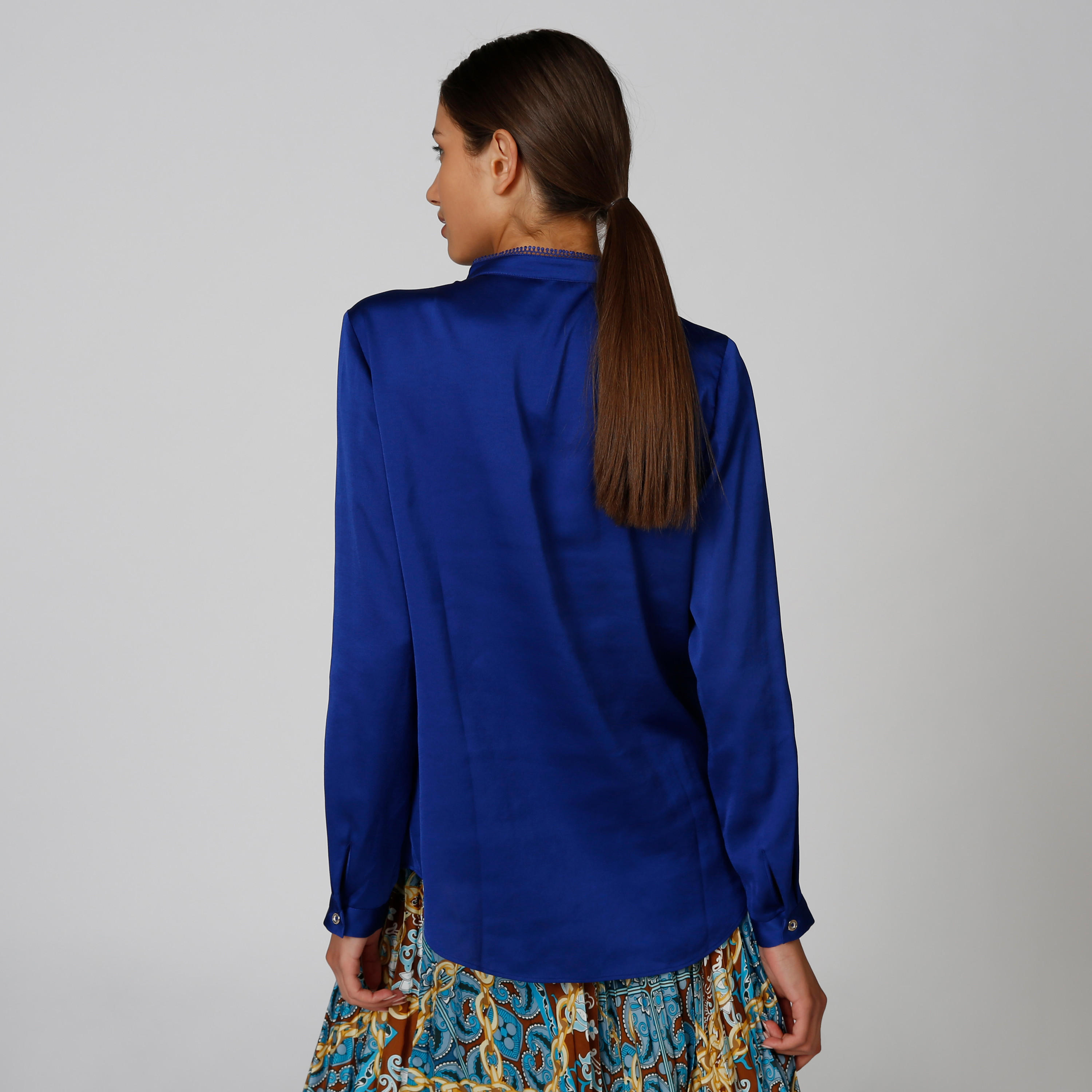 قميص سادة بياقة ماندارين وأكمام طويلة-women-clothing-shirtsandblouses-shirts-image-2