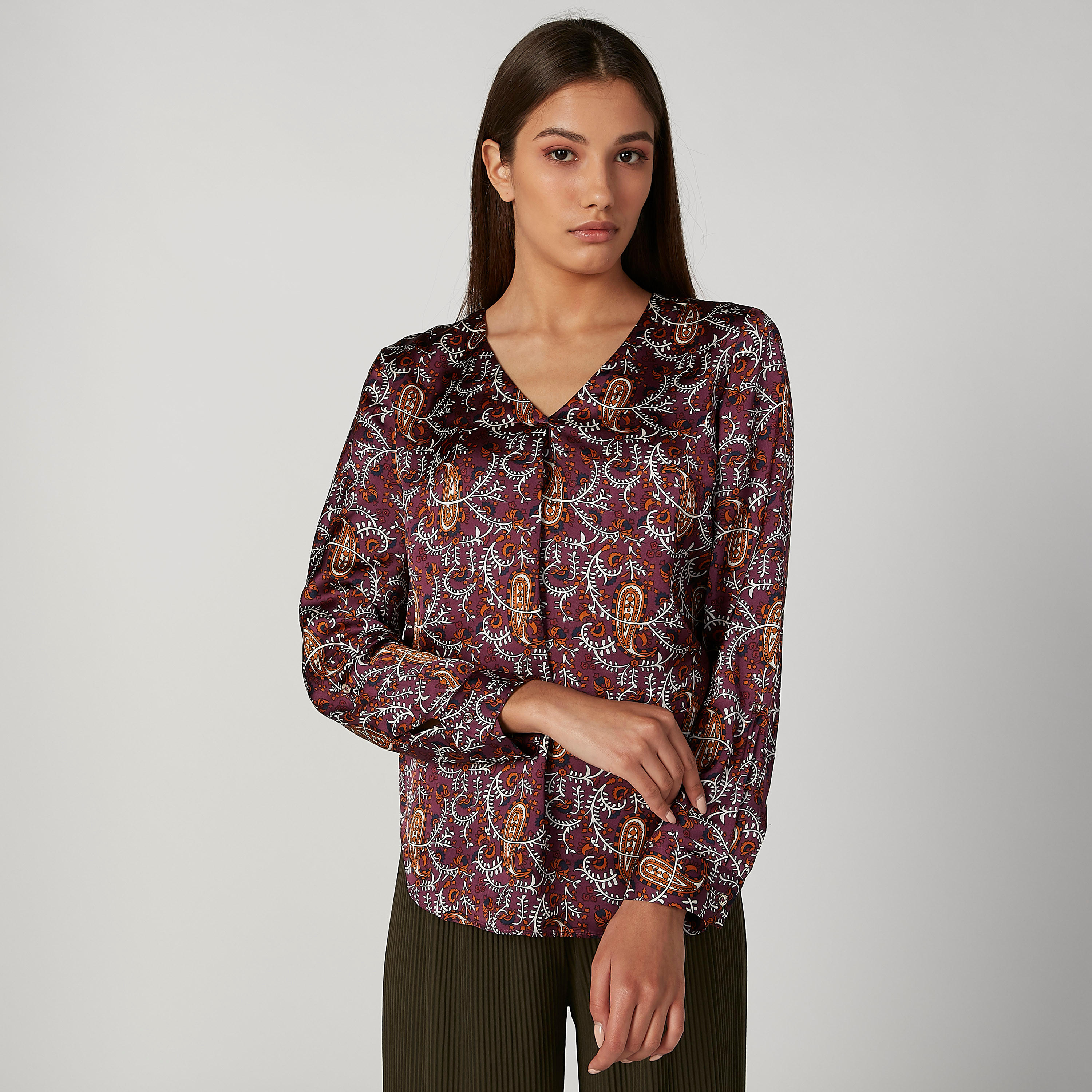 بلوزة بياقة V وأكمام طويلة وطبعات-women-clothing-shirtsandblouses-blouses-image-1