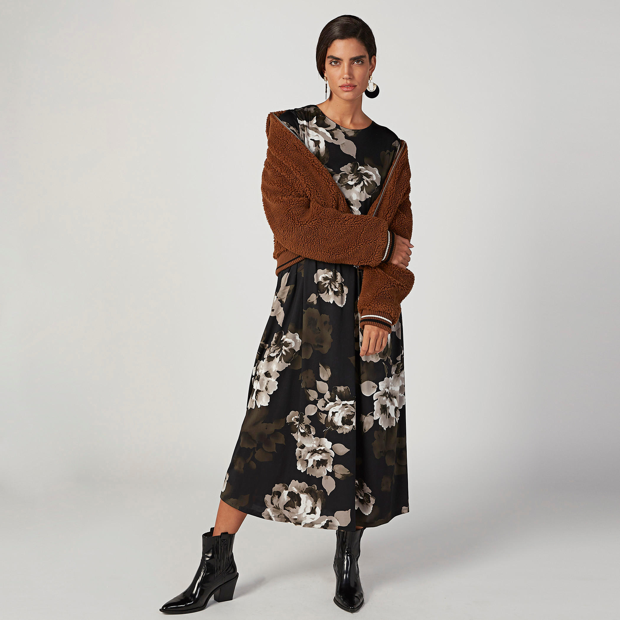 فستان مستدام إيه لاين ميدي بطبعات أزهار وأكمام قصيرة-women-clothing-dresses-image-2